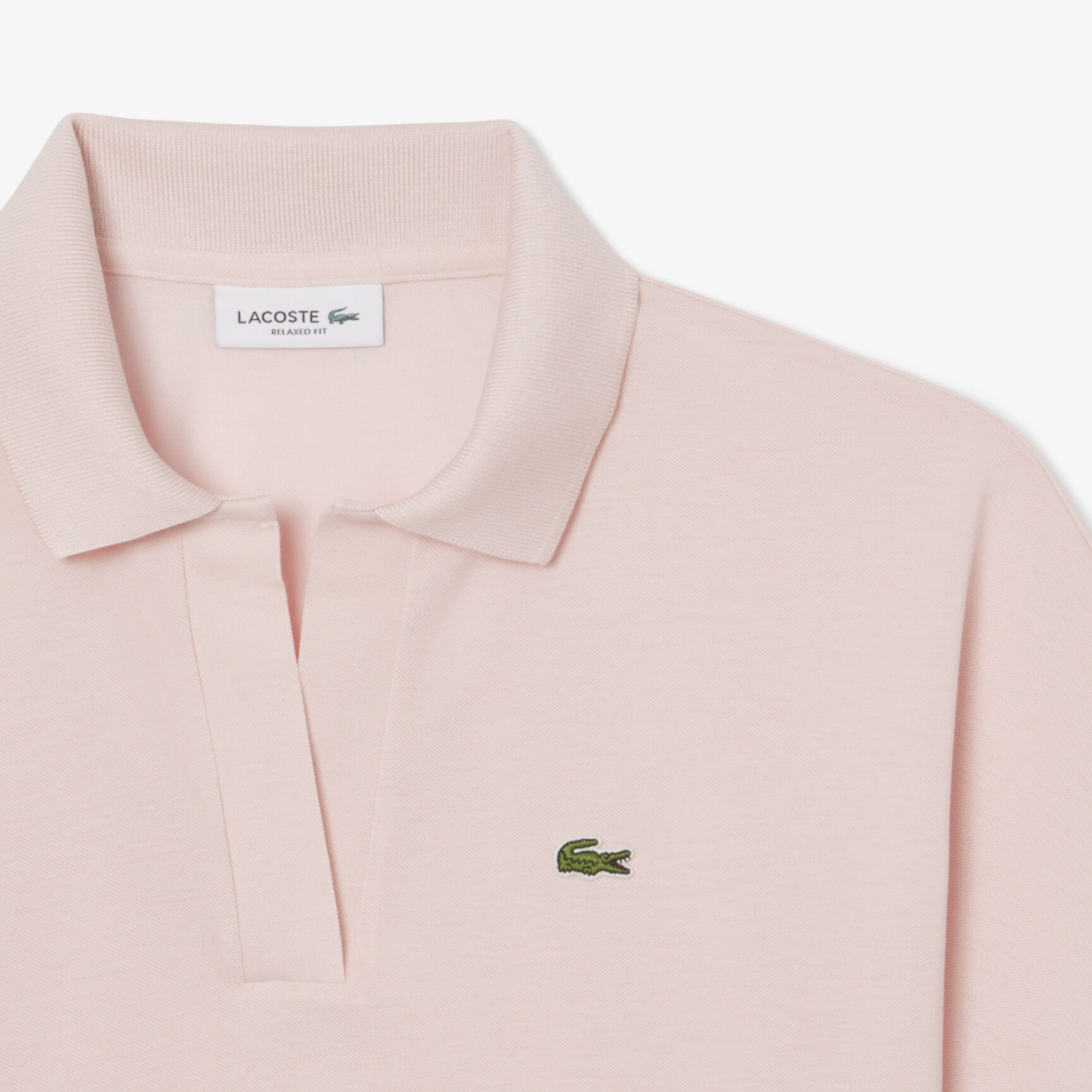 قميص بولو بيكيه سائل بقصة مريحة قميص بولو بيكيه سائل بقصة مريحة