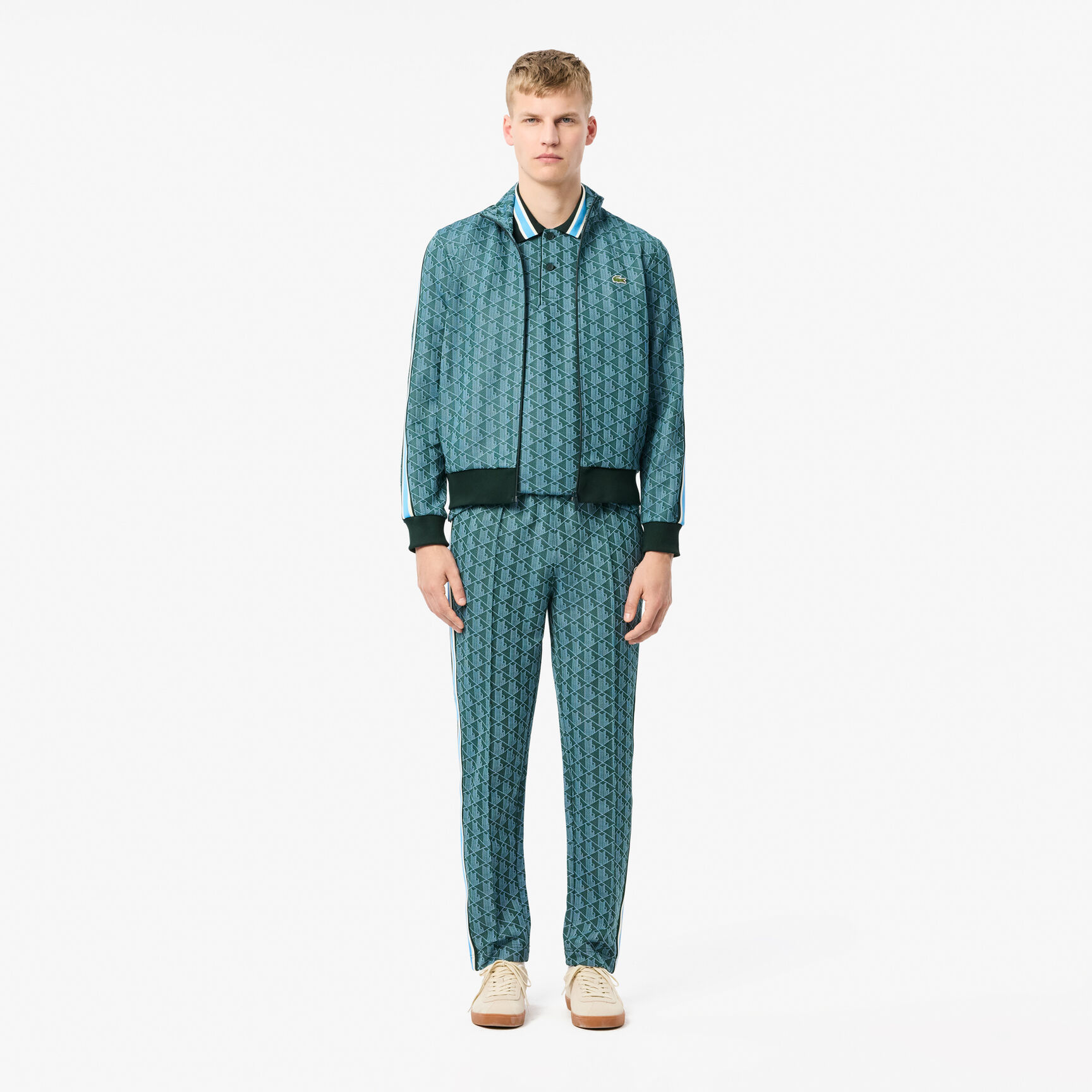 قميص بولو كلاسيكي بقصّة كلاسيكية من قماش الجاكار أحادي اللون