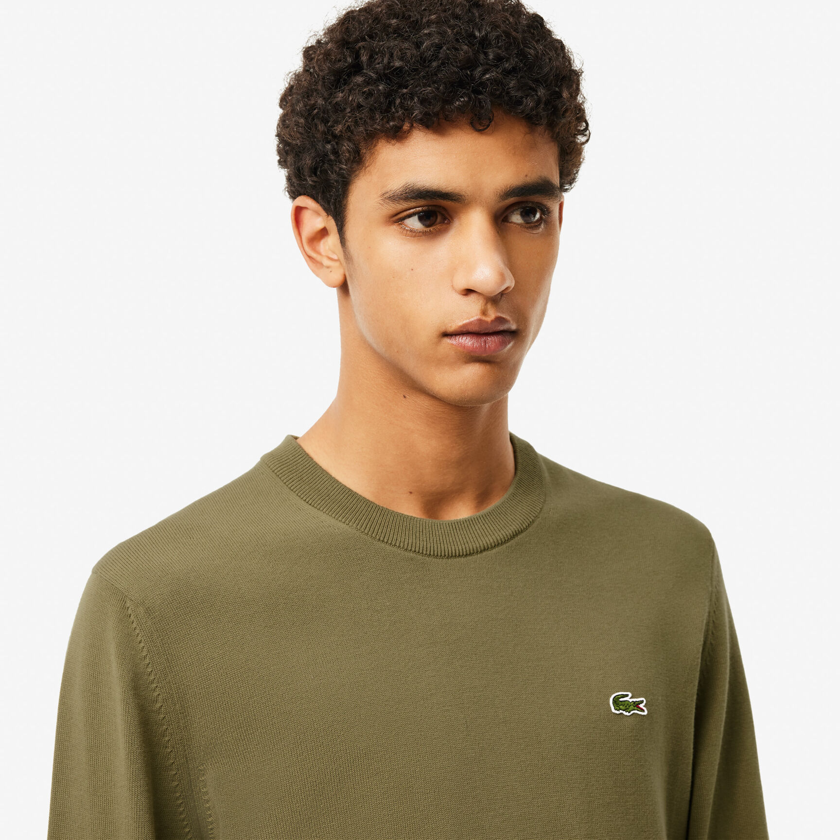 سترة قطنية أحادية اللون بياقة دائرية سترة قطنية أحادية اللون بياقة دائرية