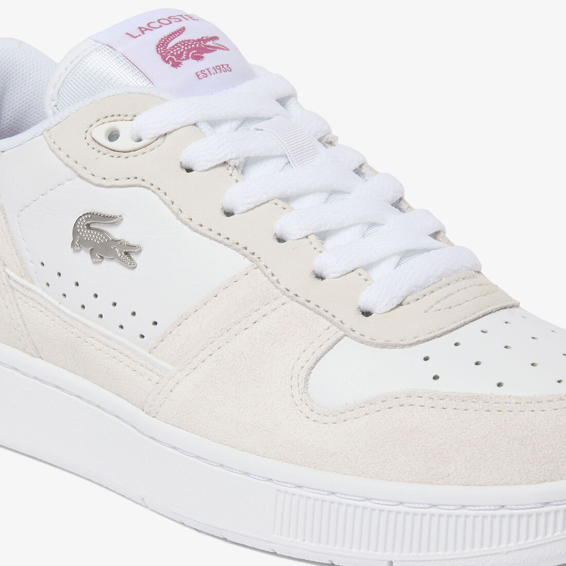 حذاء رياضي نسائي من الجلد المدبوغ بتصميم مشبك على شكل حرف T حذاء رياضي نسائي من الجلد المدبوغ بتصميم مشبك على شكل حرف T