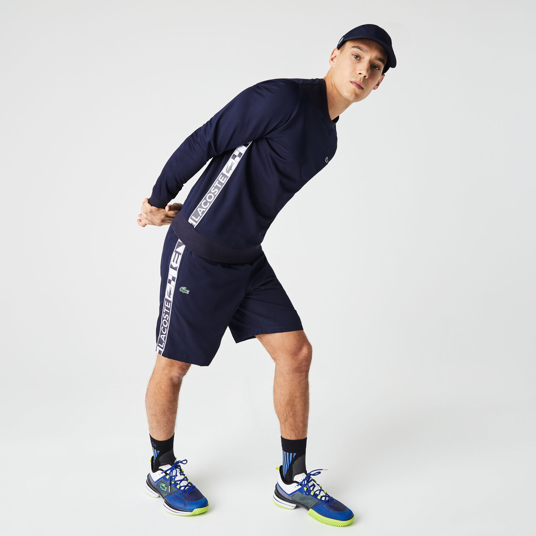 شورت تنس تفتا للرجال مجموعة Lacoste SPORT لاكوست شورت تنس تفتا للرجال مجموعة lacoste sport