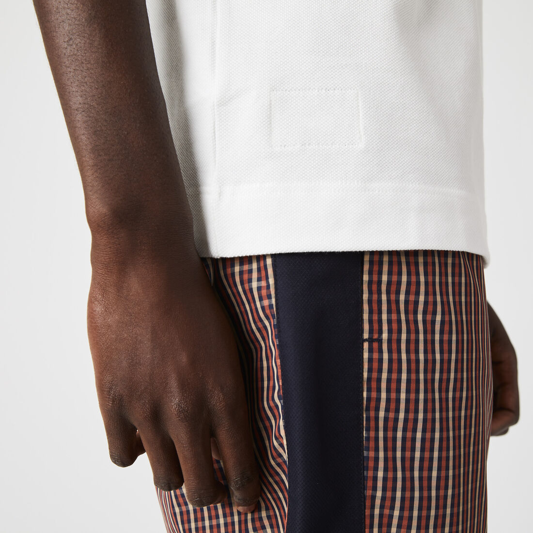 تيشيرت بولو لاكوست بيكيه قطن عضوي بقصة كلاسيكية للرجال مجموعة L.12.12 تيشيرت بولو لاكوست بيكيه قطن عضوي بقصة كلاسيكية للرجال مجموعة L.12.12