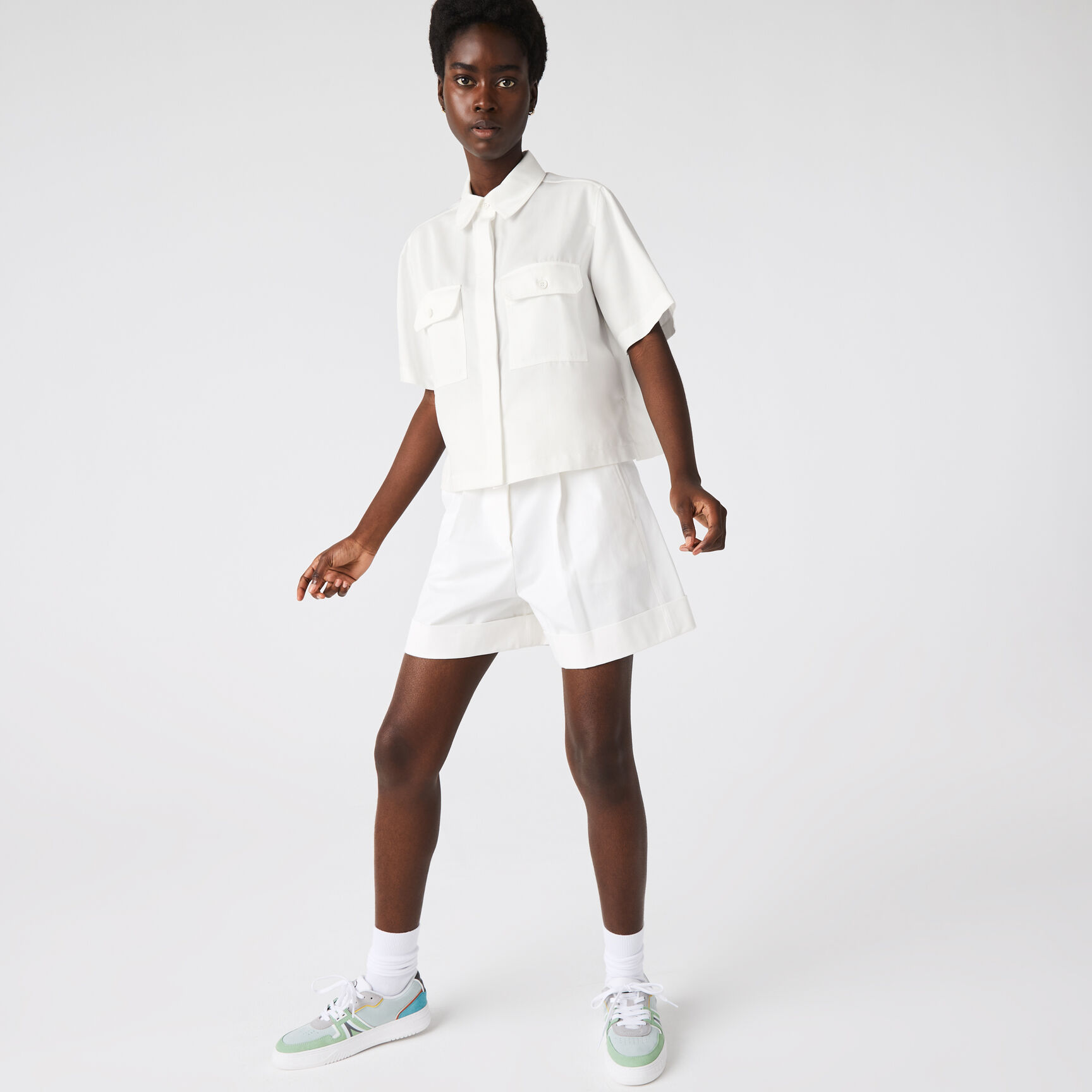 Women's Pocketed Light Blouse Women's Pocketed Light Blouse