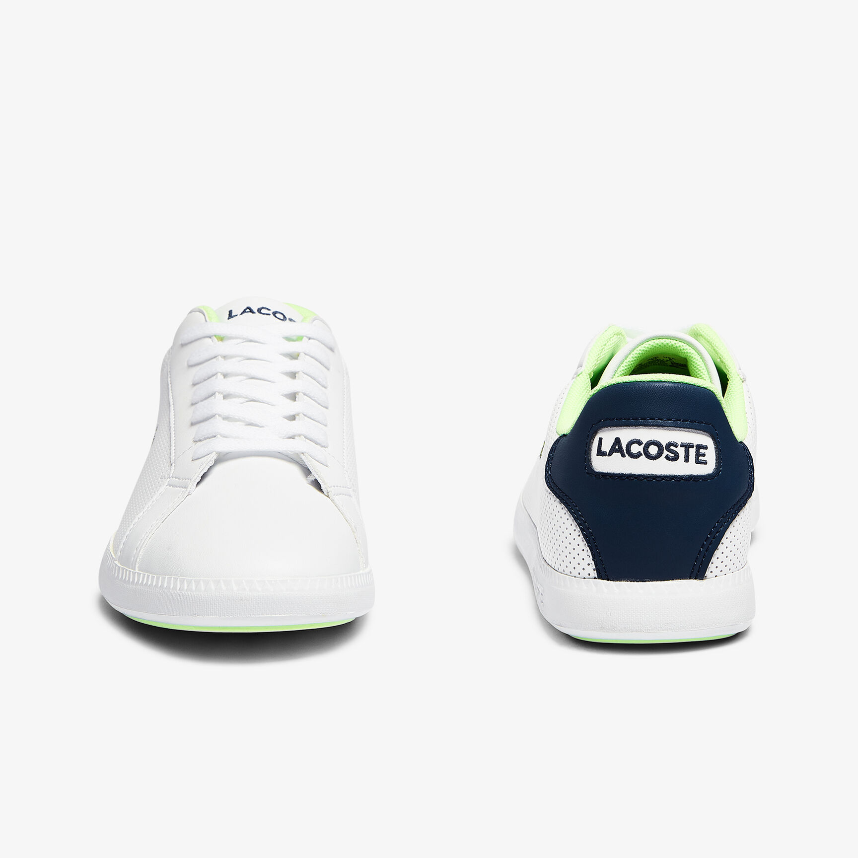 سنيكرز جراديويت بتصميم مثقوب من خامات صناعية للأطفال سنيكرز جراديويت بتصميم مثقوب من خامات صناعية للأطفال