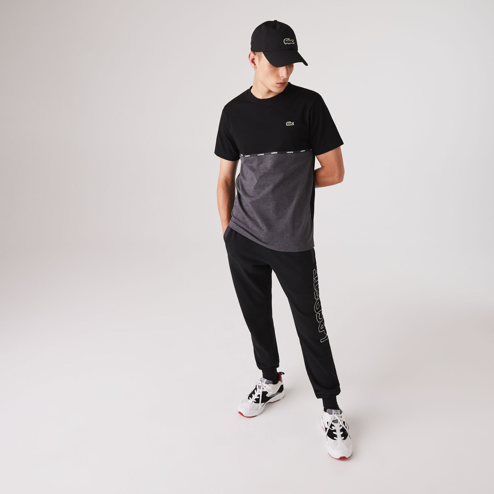 Men's Lacoste SPORT Crew Neck Lightweight Bicolour Cotton T-shirt Men's Lacoste SPORT Crew Neck Lightweight Bicolour Cotton T-shirt