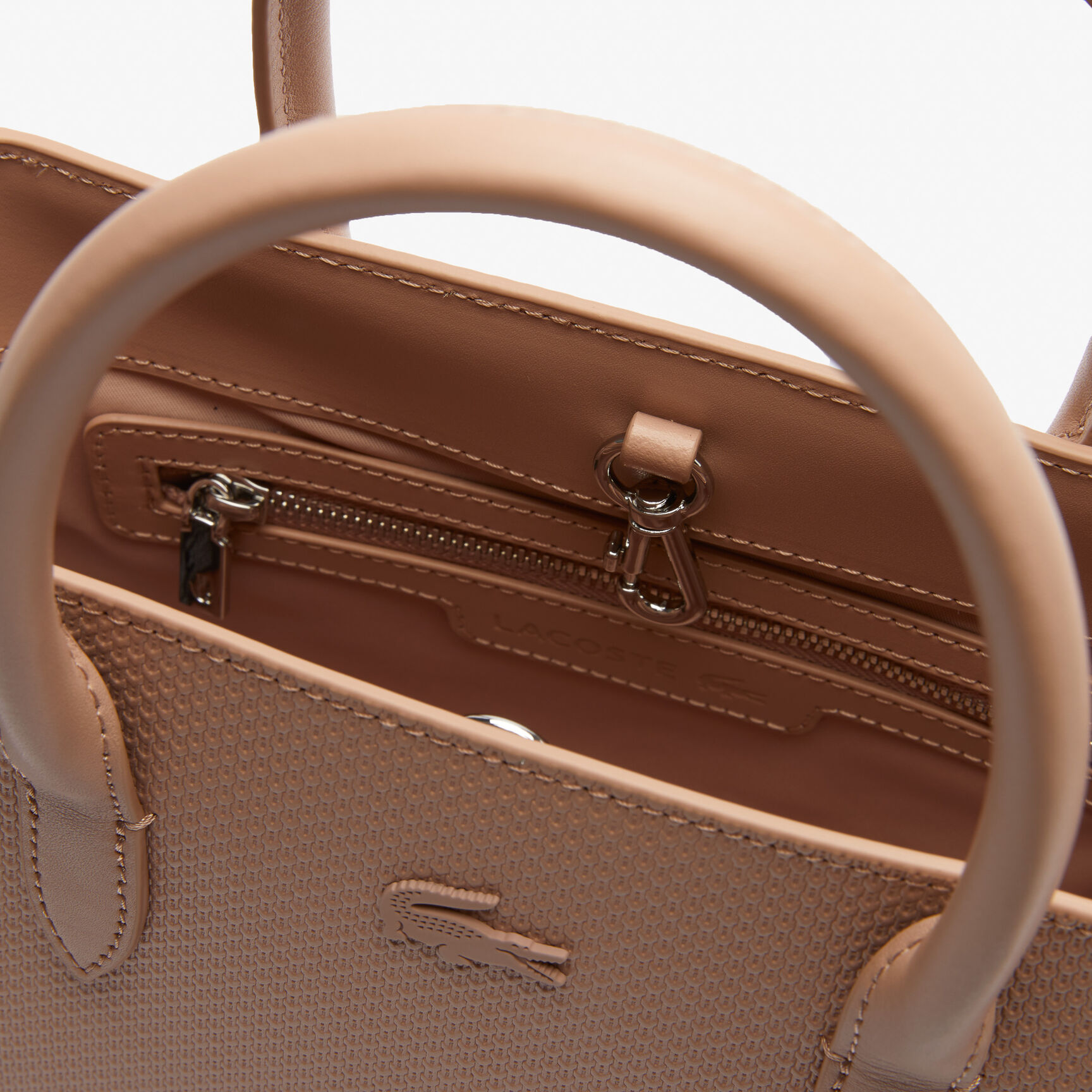 حقيبة كتف صغيرة جلد بيكيه للنساء مجموعة Chantaco