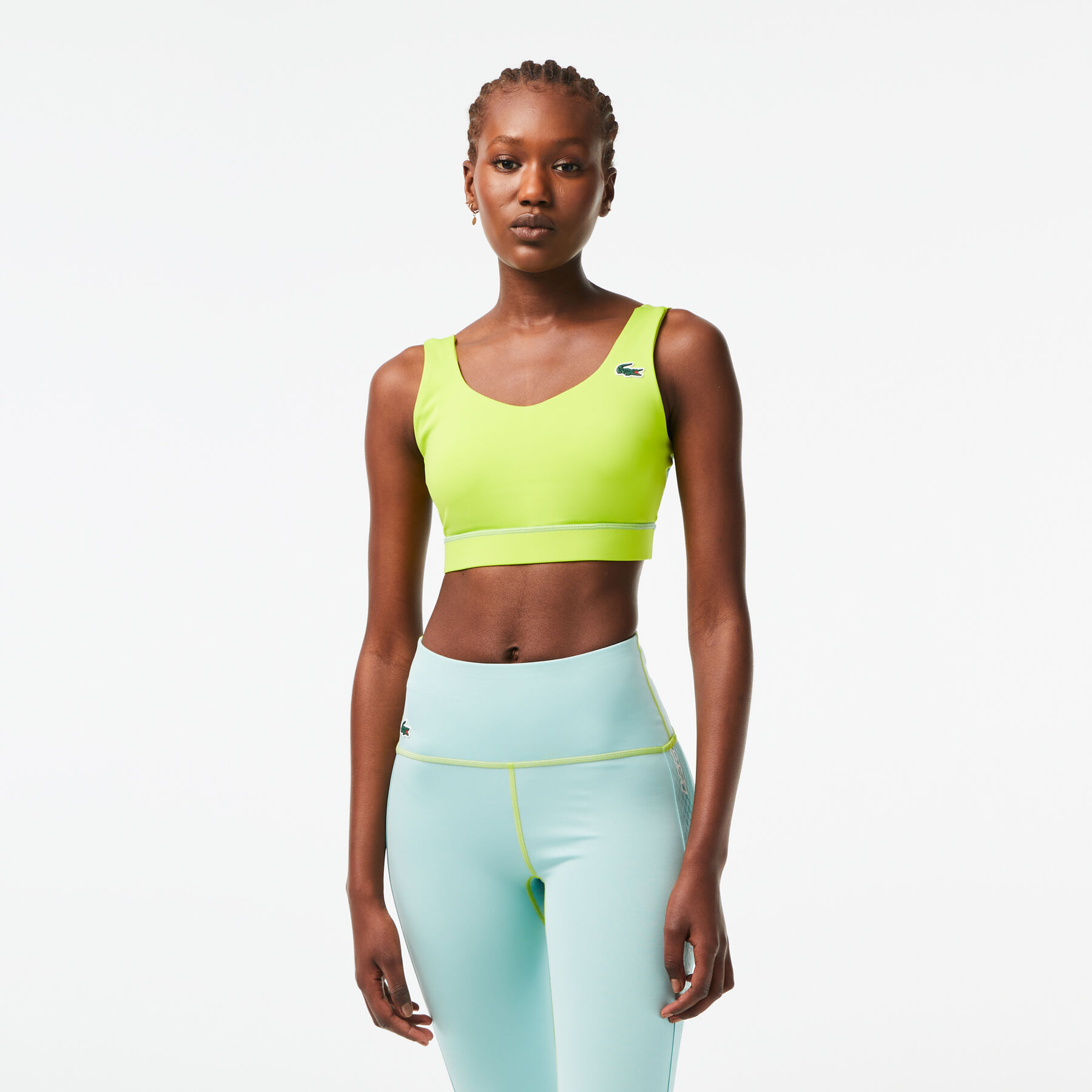 حمالة صدر رياضية بوليستر معاد تدويره سريع الجفاف للنساء مجموعة Lacoste Sport لاكوست حمالة صدر رياضية بوليستر معاد تدويره سريع الجفاف للنساء مجموعة lacoste sport