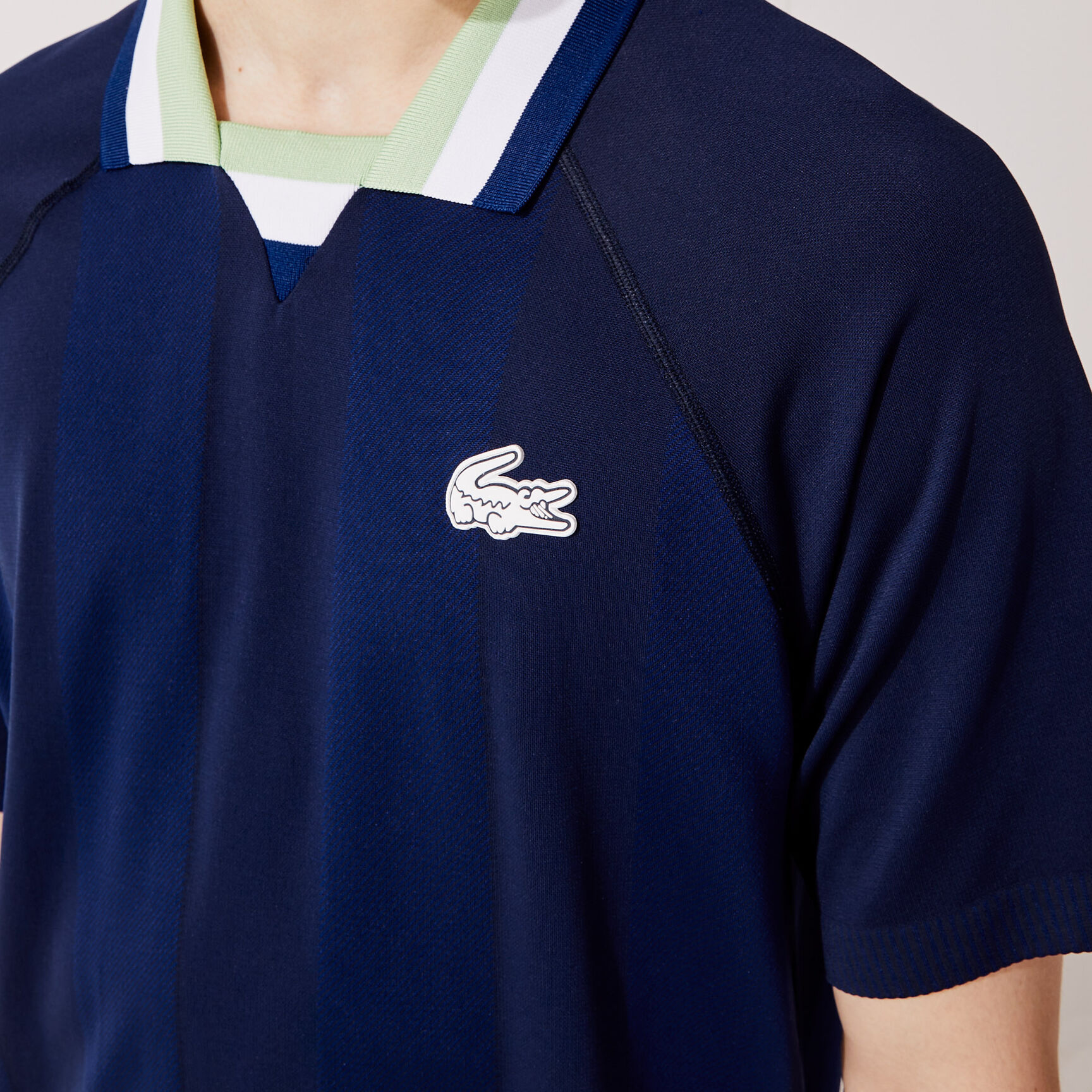 تيشيرت بولو جاكار بدون حياكة بياقة مفتوحة للرجال مجموعة Lacoste SPORT