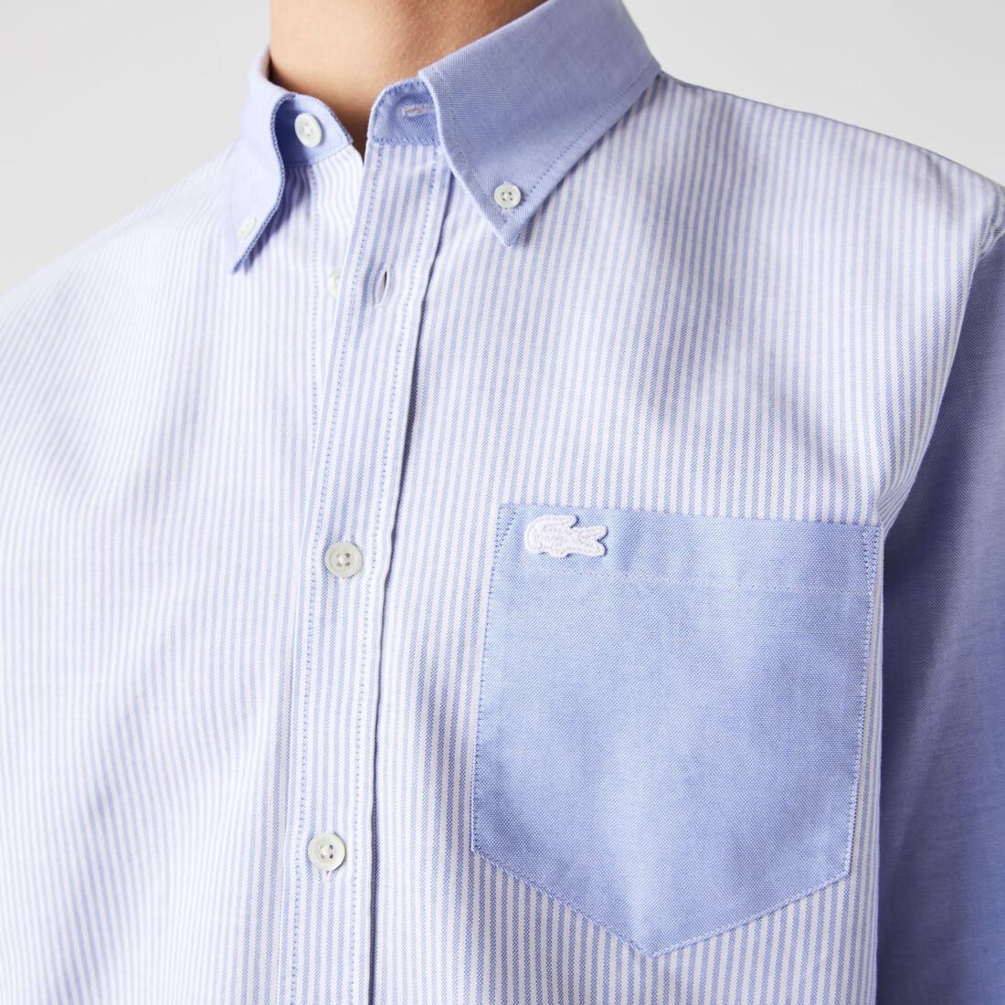 قميص رجالي من قطن أكسفورد مقلم بقصة عادية قميص رجالي من قطن أكسفورد مقلم بقصة عادية