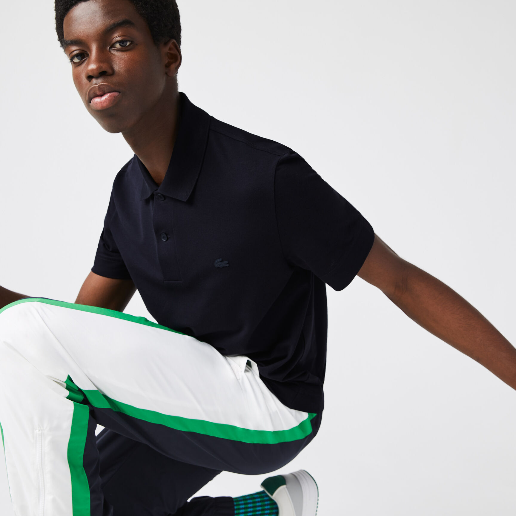 بولو بيكيه الخفيف المسامي للرجال من Lacoste بولو بيكيه الخفيف المسامي للرجال من Lacoste