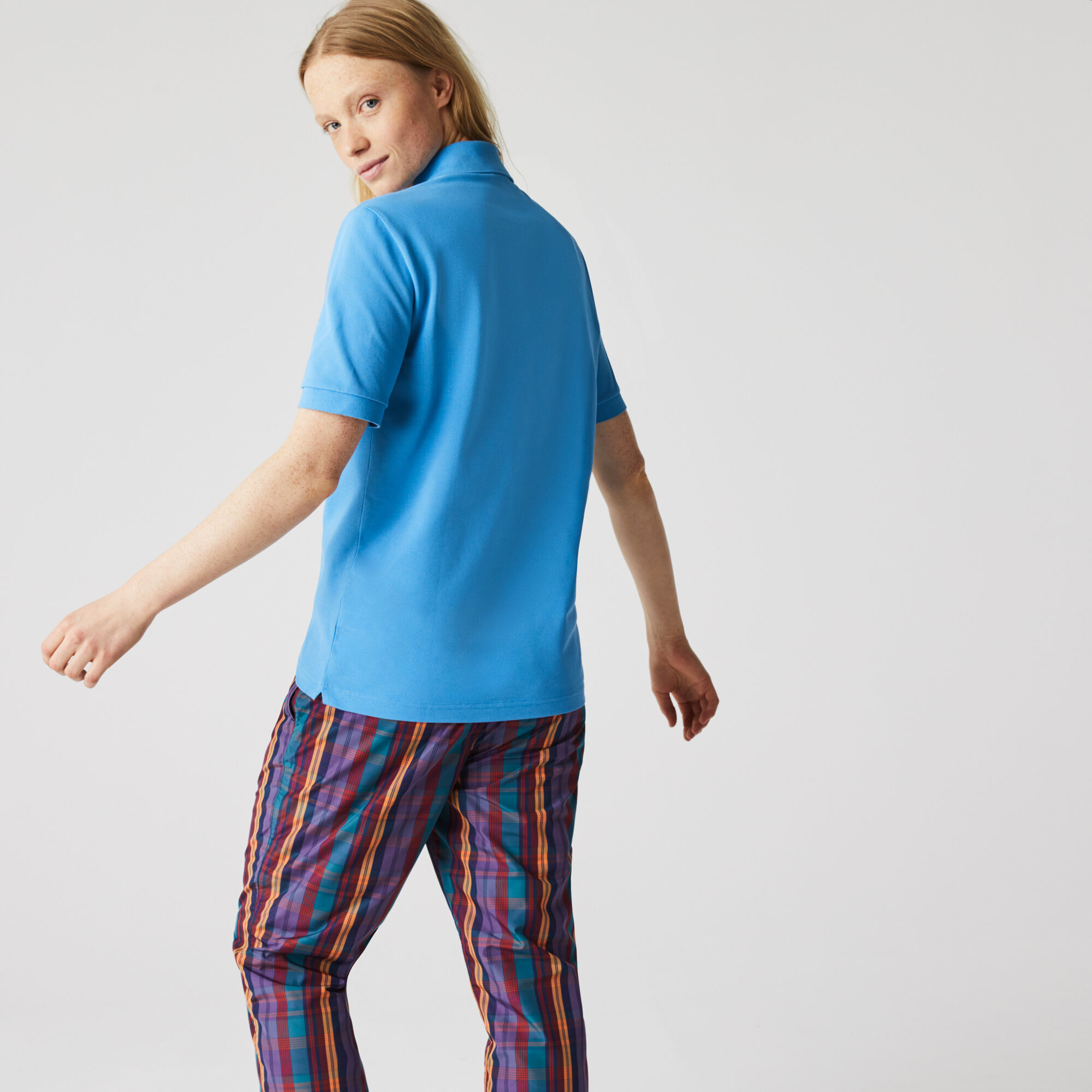 قميص بولو من بيكيه القطن المرن قصة اعتيادية مجموعة Lacoste LIVE للجنسين قميص بولو من بيكيه القطن المرن قصة اعتيادية مجموعة Lacoste LIVE للجنسين