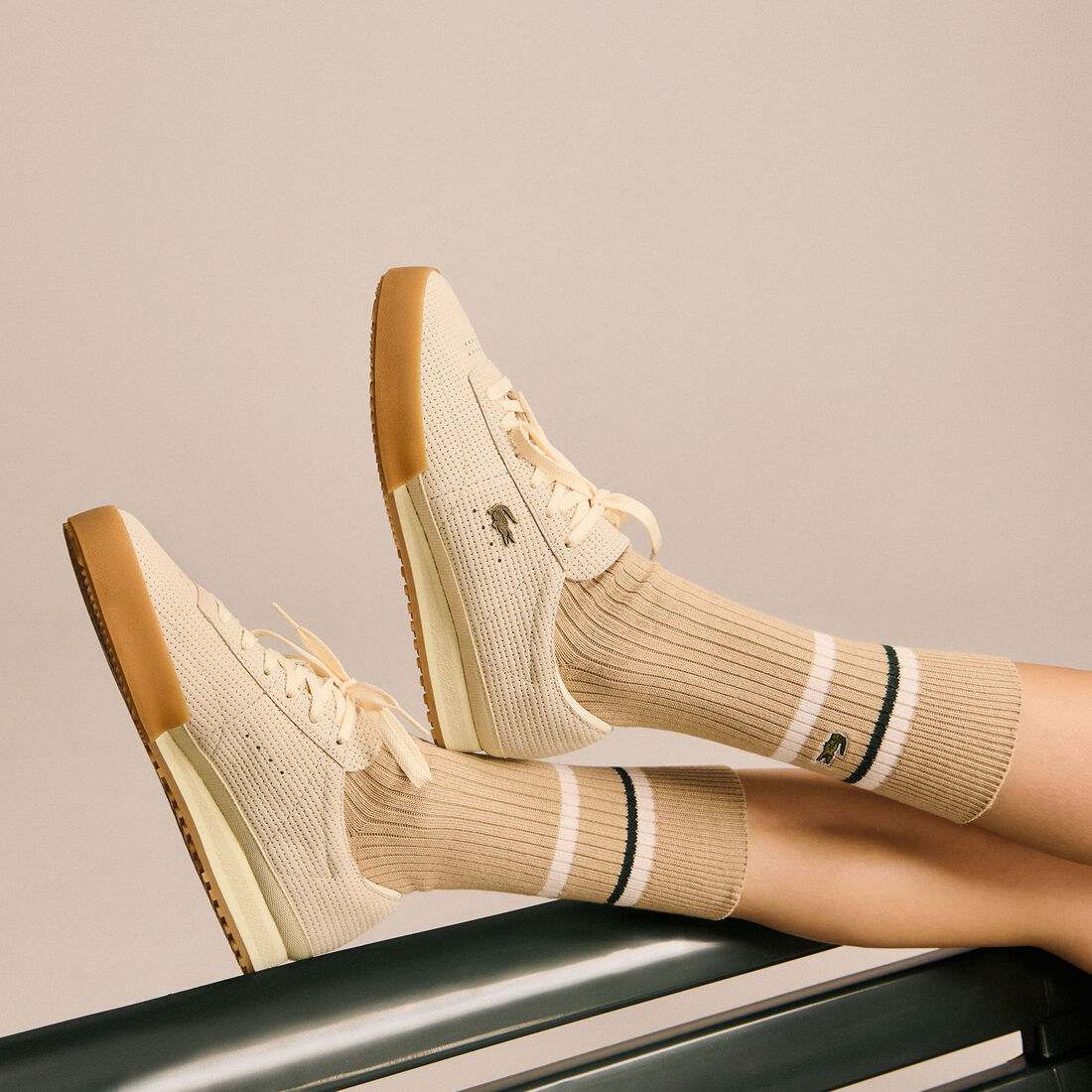 حذاء رياضي ماركة أورا نسائي من الجلد حذاء رياضي ماركة أورا نسائي من الجلد