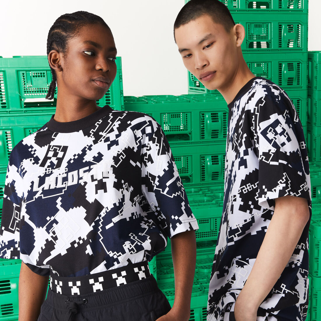 تي شيرت جيرسيه عضوي من Lacoste x Minecraft للجنسين تي شيرت جيرسيه عضوي من Lacoste x Minecraft للجنسين