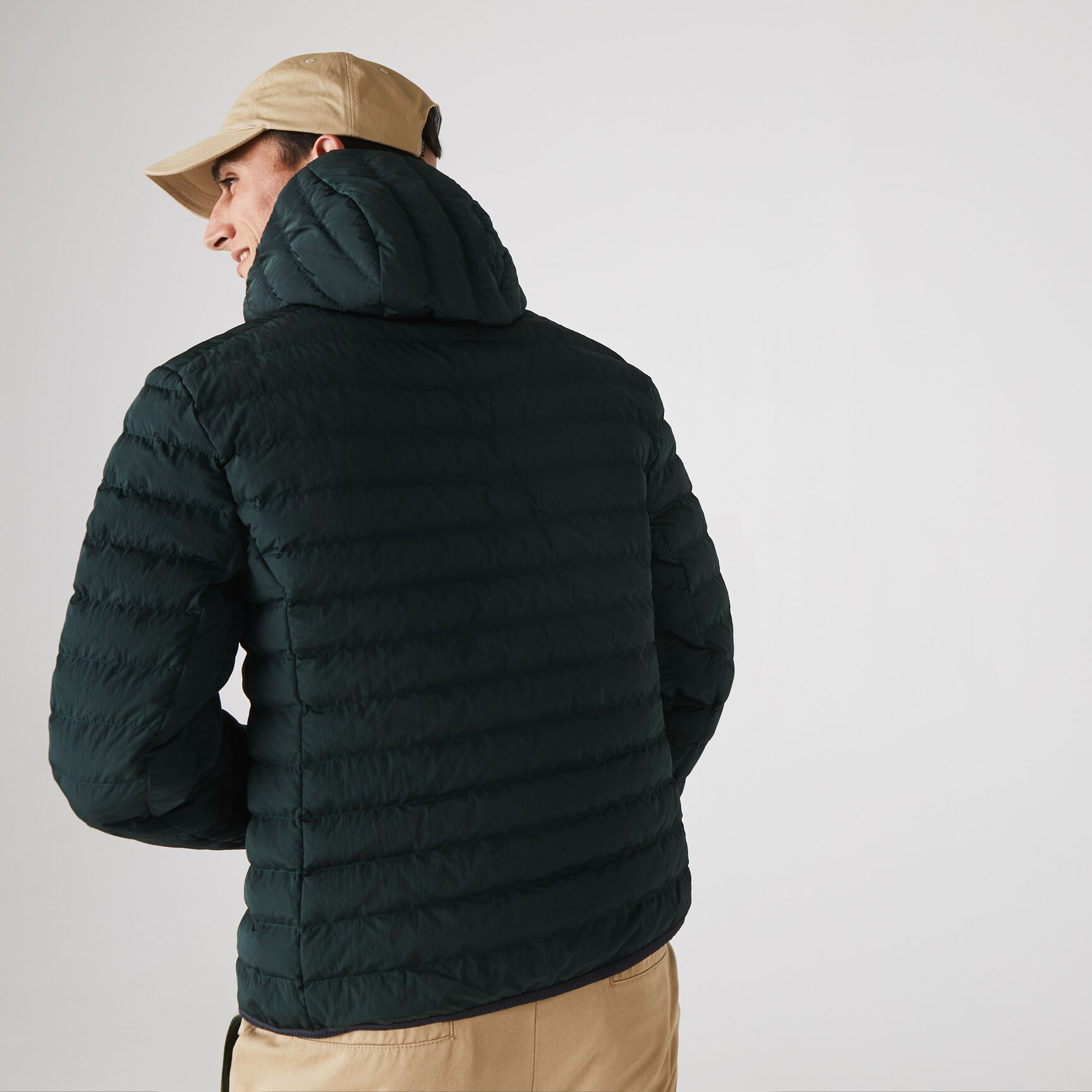 جاكيت منفوخ قابل للطي بقماش خفيف الوزن مقاوم للماء وغطاء رأس للرجال جاكيت منفوخ قابل للطي بقماش خفيف الوزن مقاوم للماء وغطاء رأس للرجال