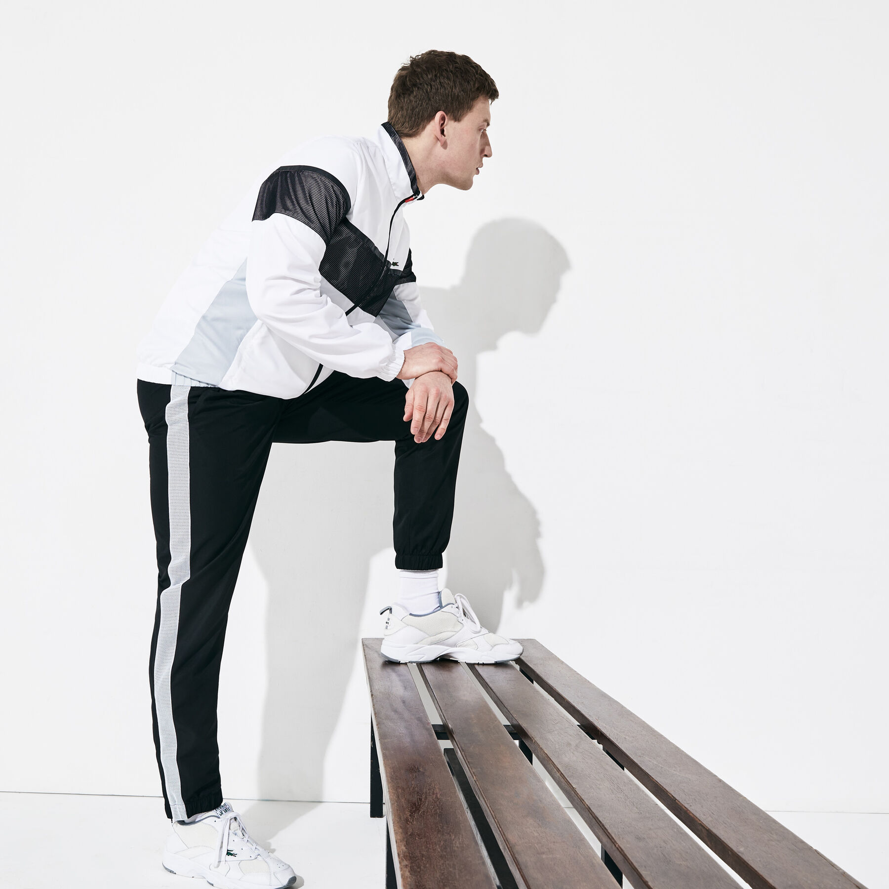 لاكوست بذلة رياضية للعب رياضة التنس من الجيرسيه والتفتا من مجموعة lacoste sport للرجال
