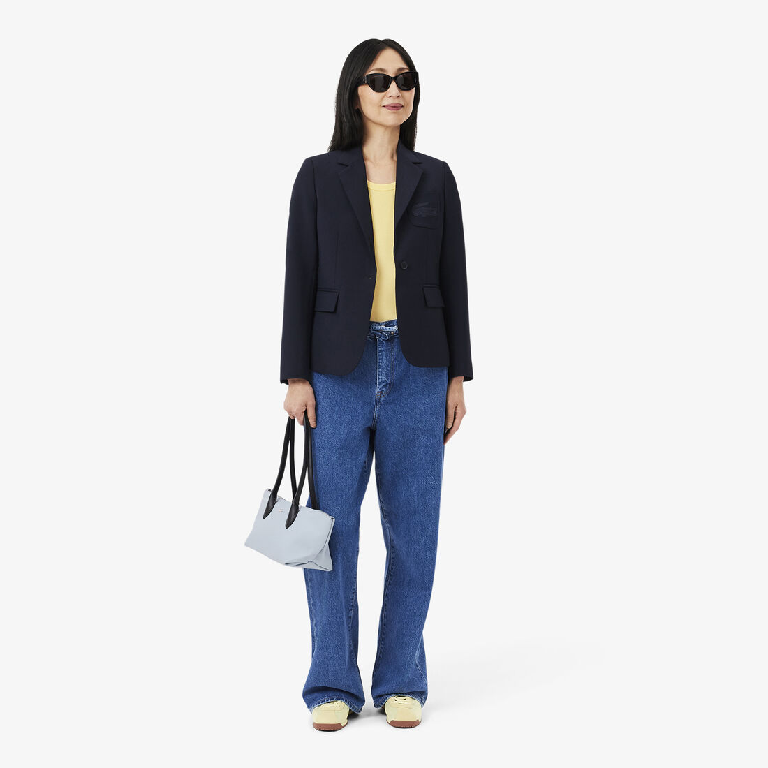 قميص داخلي قطني بقصة ضيقة قميص داخلي قطني بقصة ضيقة