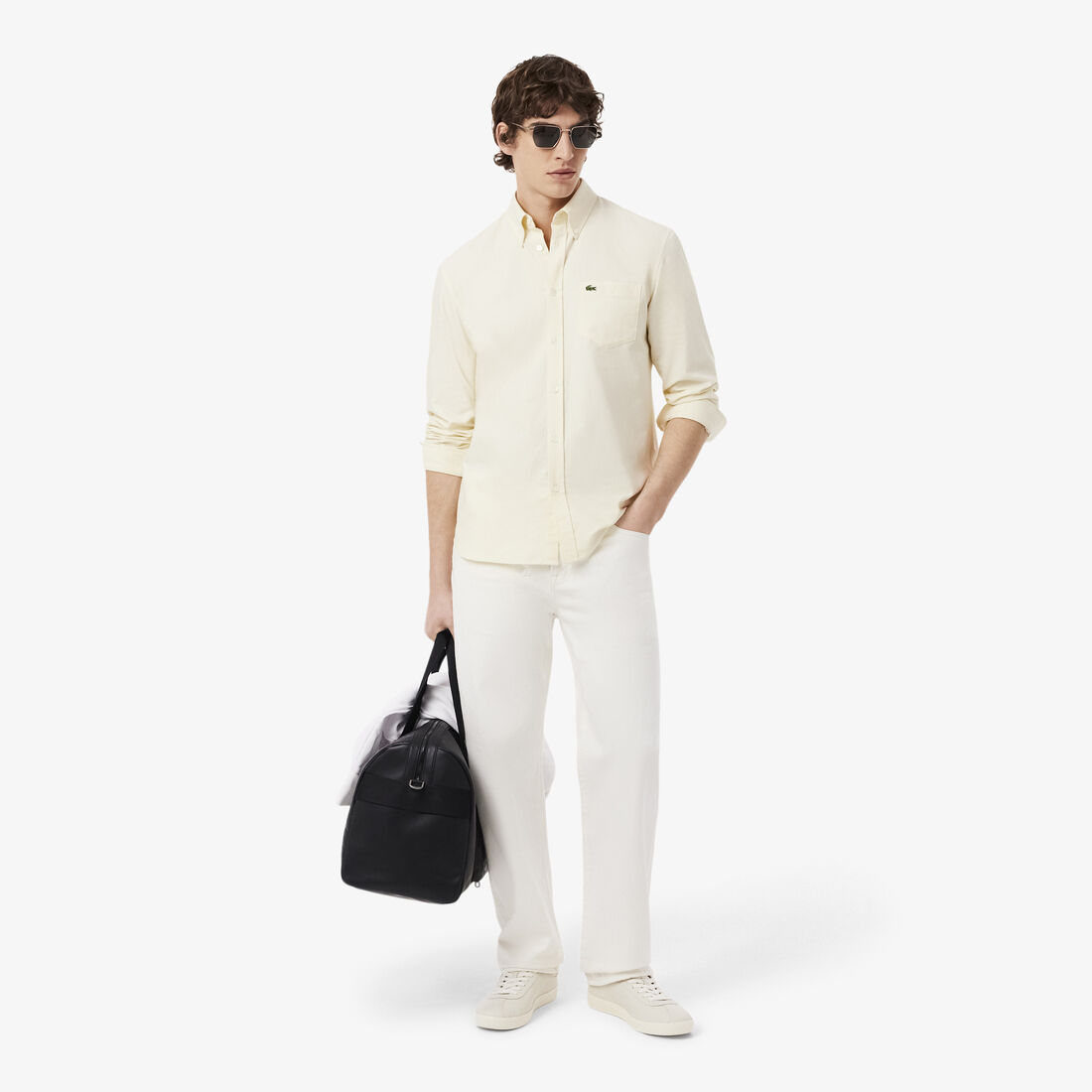 حذاء رياضي رجالي من الجلد من ماركة بيسشوت حذاء رياضي رجالي من الجلد من ماركة بيسشوت