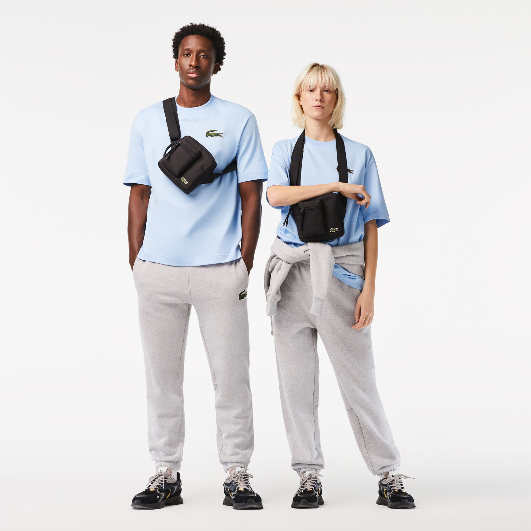 Unisex Lacoste Adjustable Shoulder Zip Camera Bag Unisex Lacoste Adjustable Shoulder Zip Camera Bag