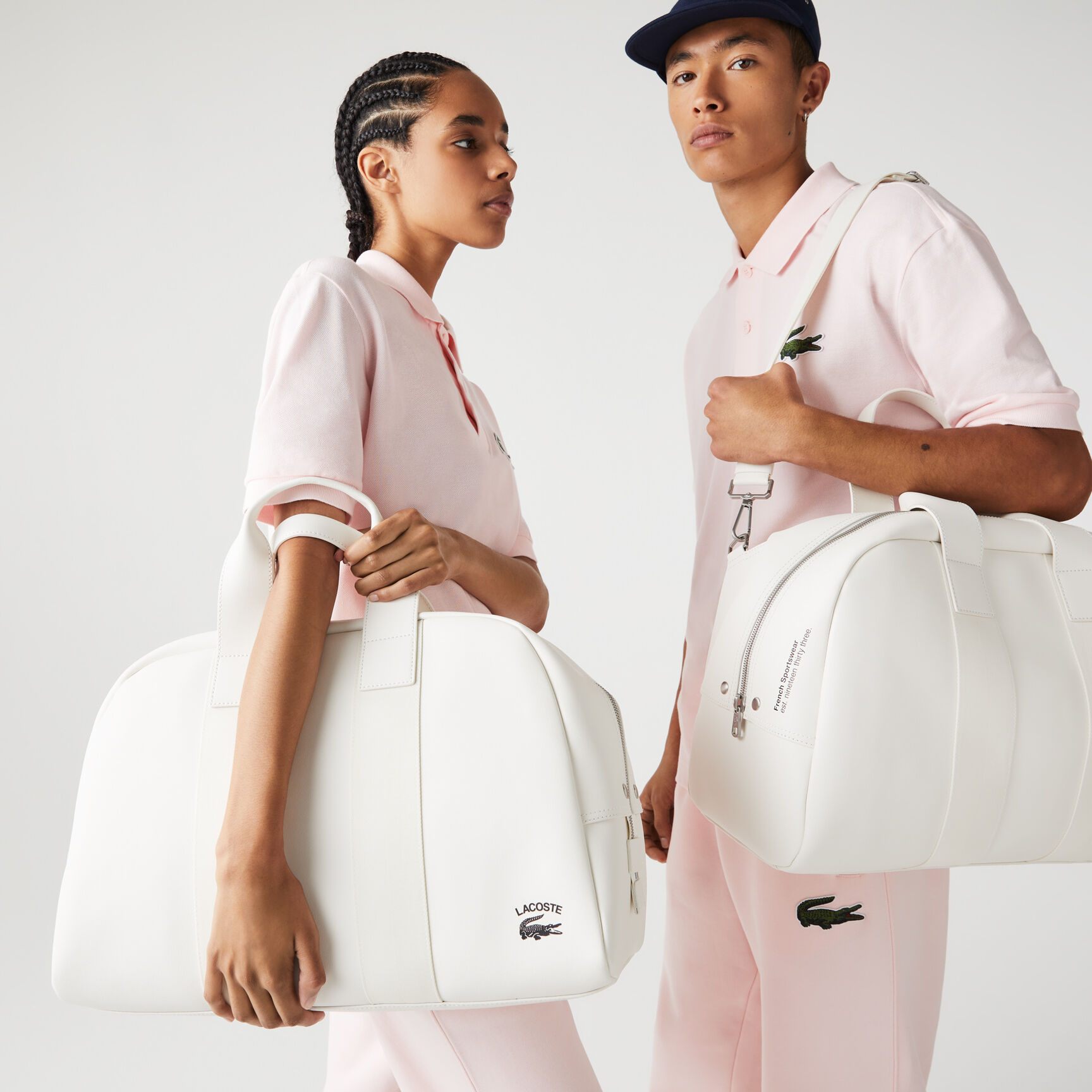 Unisex Lacoste Supple Leather Weekend Bag Unisex Lacoste Supple Leather Weekend Bag