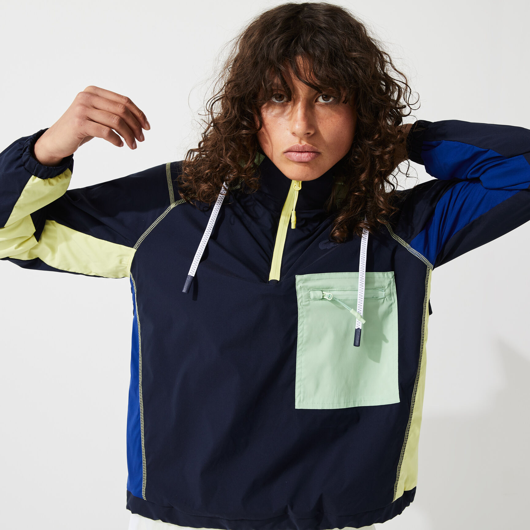 Women’s Colour-block Accents Pullover Windbreaker Women’s Colour-block Accents Pullover Windbreaker