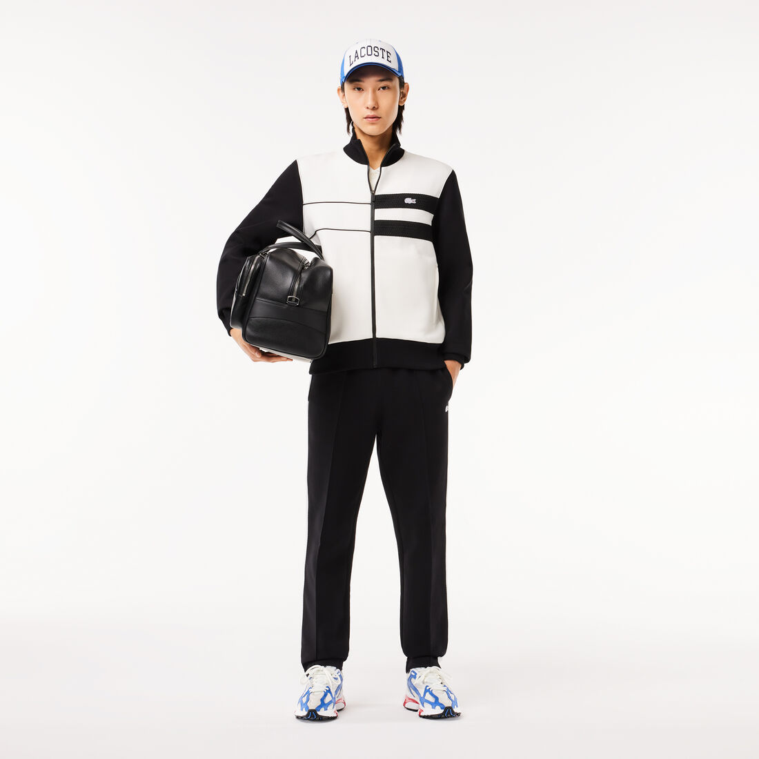 سويت شيرت باريسي بسحاب صناعة فرنسية سويت شيرت باريسي بسحاب صناعة فرنسية