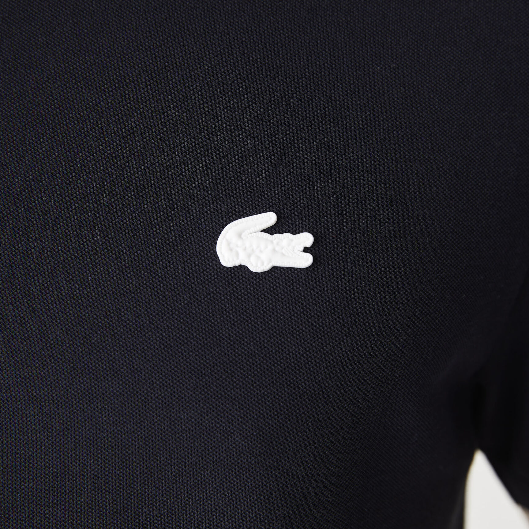 Men&rsquo;s Lacoste Slim Fit Lettered Neck Light Breathable Piqu&eacute; Polo Shirt