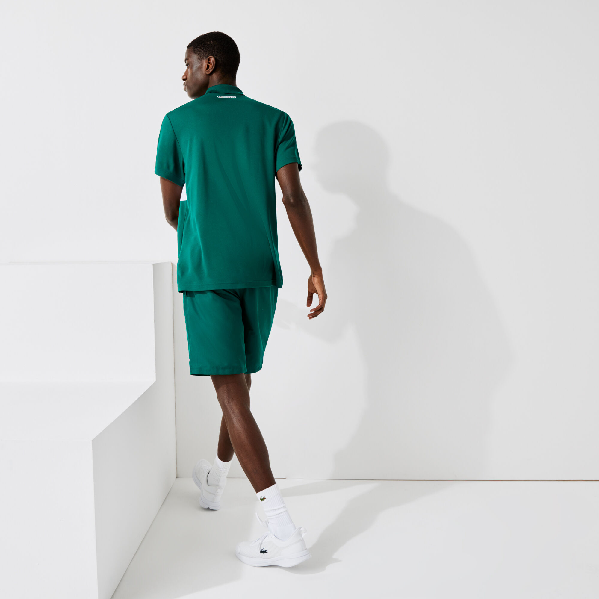 قميص بولو للتنس للرجال من البيكيه المسامي المقاوم مجموعة Lacoste SPORT قميص بولو للتنس للرجال من البيكيه المسامي المقاوم مجموعة Lacoste SPORT
