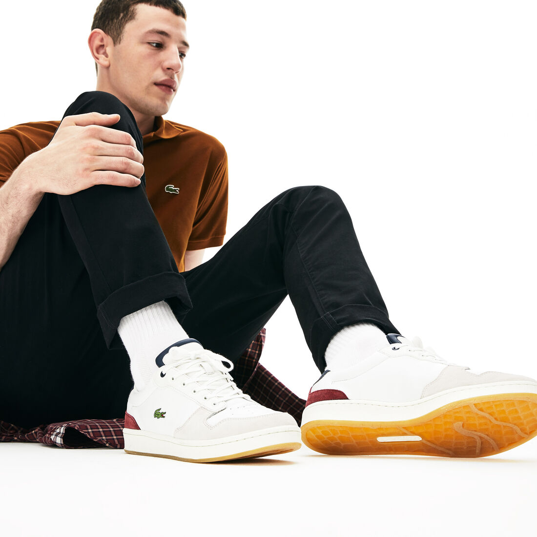 حذاء رياضي للرجال ثلاثي اللون من مجموعة Masters Cup حذاء رياضي للرجال ثلاثي اللون من مجموعة Masters Cup