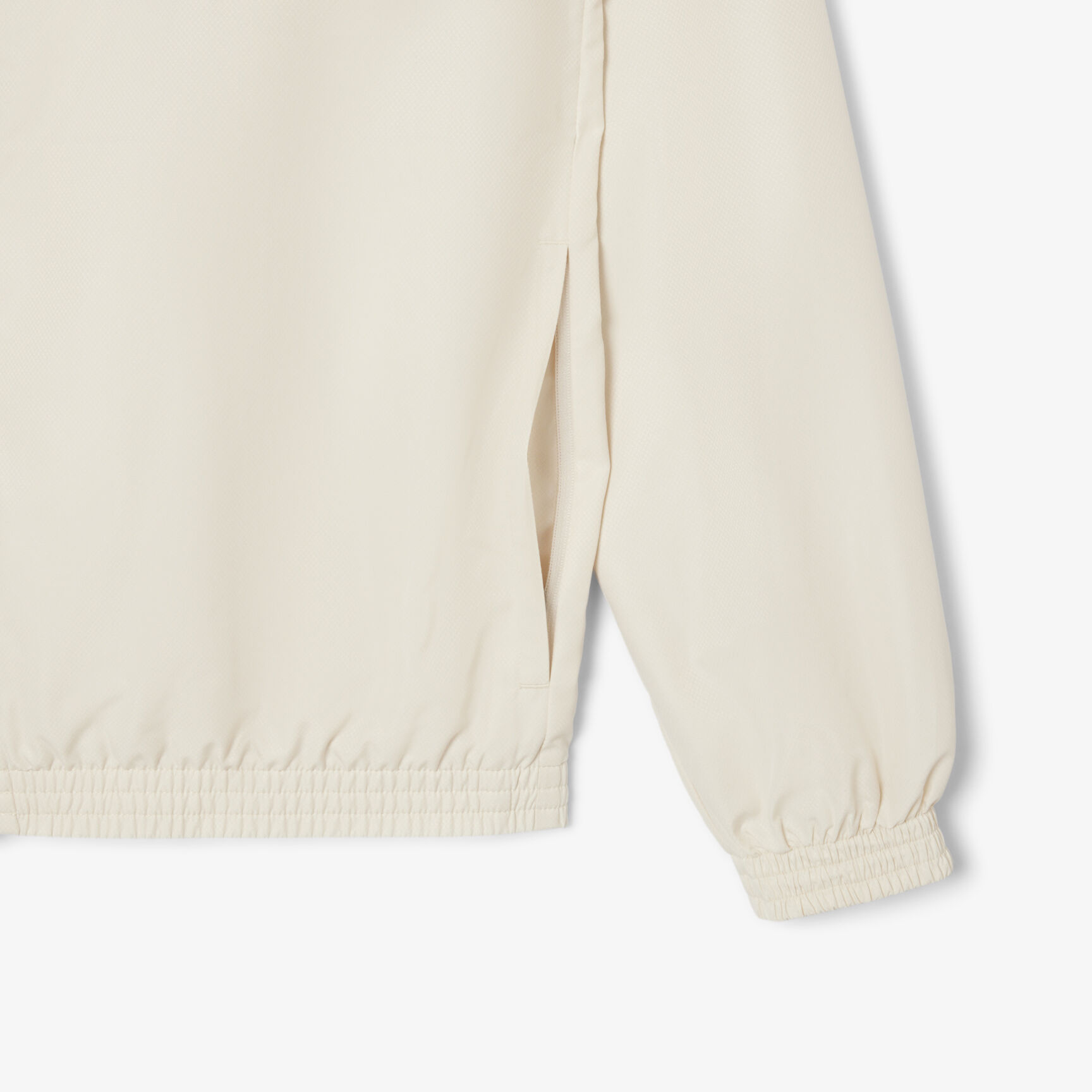 بدلة رياضية للتنس بخطوط الشعار