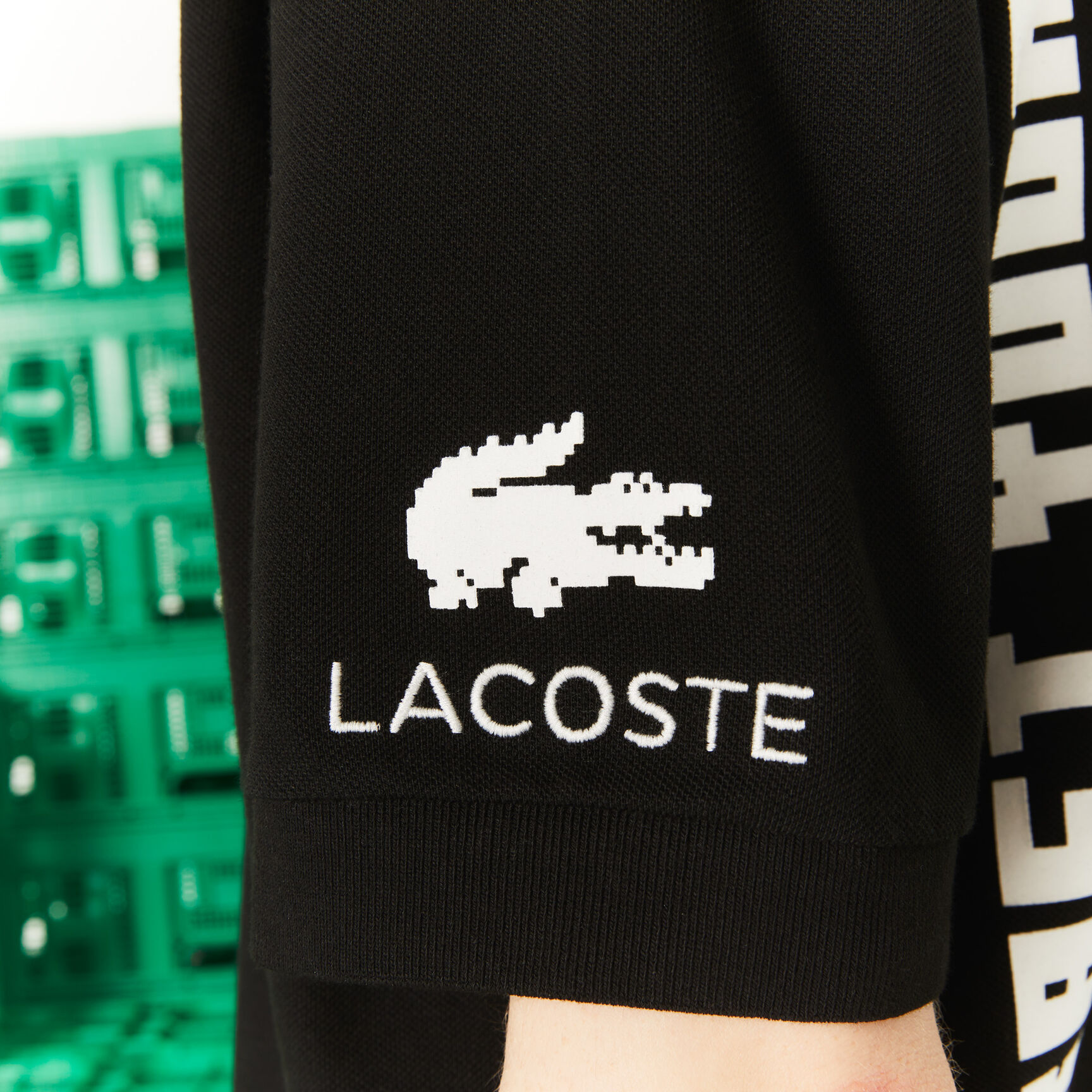 تيشيرت بولو قطن عضوي بقصة فضفاضة للرجال مجموعة Lacoste L!VE x Minecraft