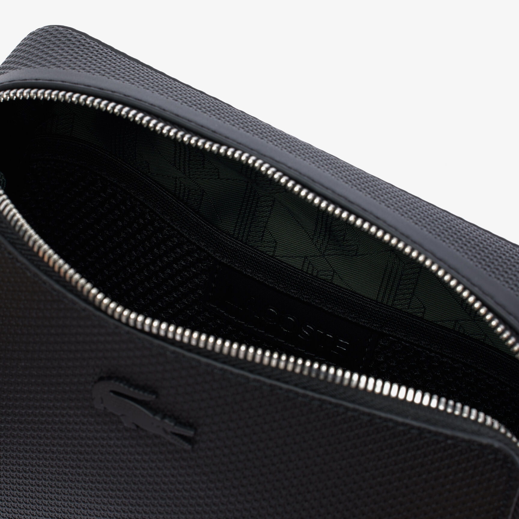 حقيبة كتف صغيرة من جلد شانتاكو