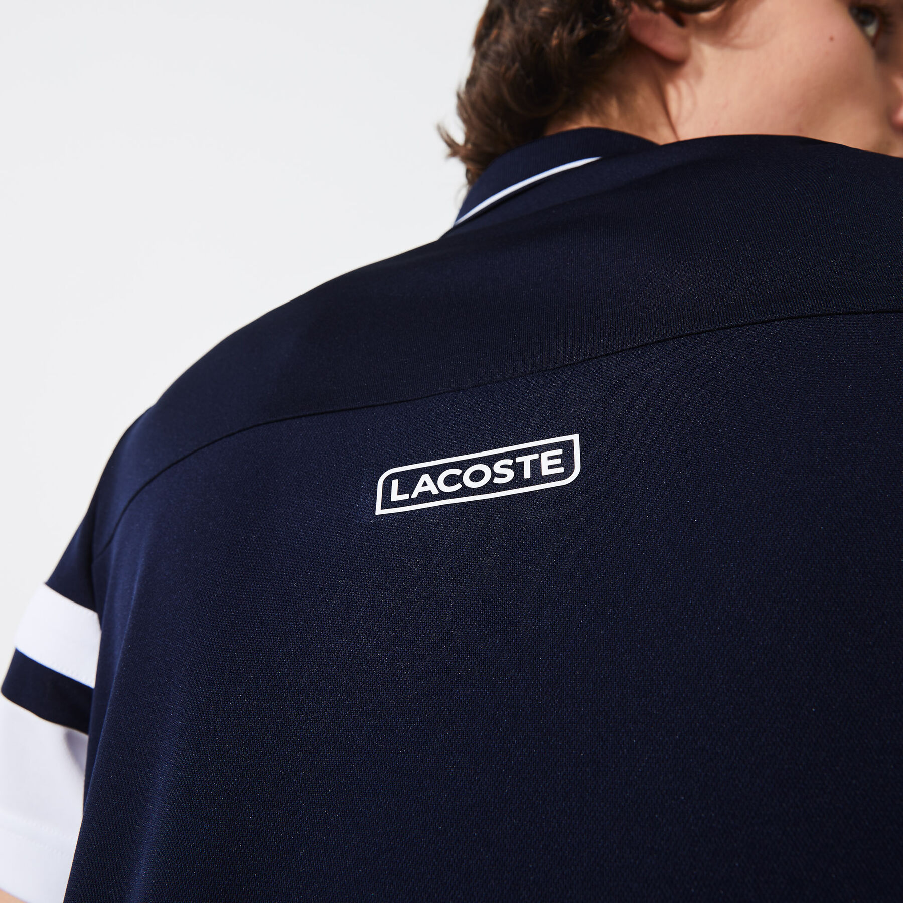 لاكوست قميص بولو للتنس من البيكيه المسامي للرجال مع أكمام مقلمة مجموعة lacoste sport