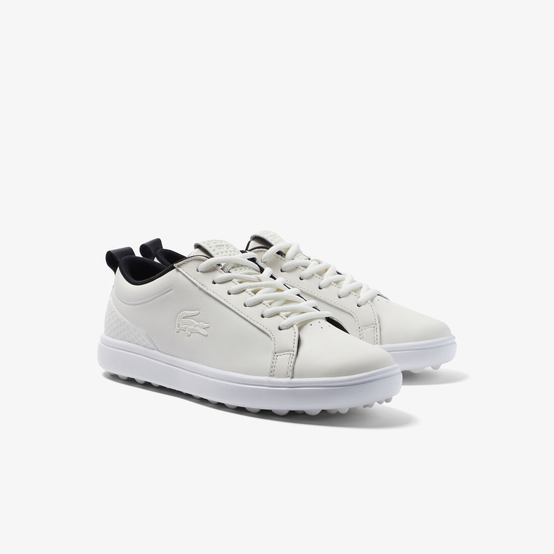 سنيكرز لاكوست جي اليت من خامات صناعية من نفس اللون للنساء سنيكرز لاكوست جي اليت من خامات صناعية من نفس اللون للنساء