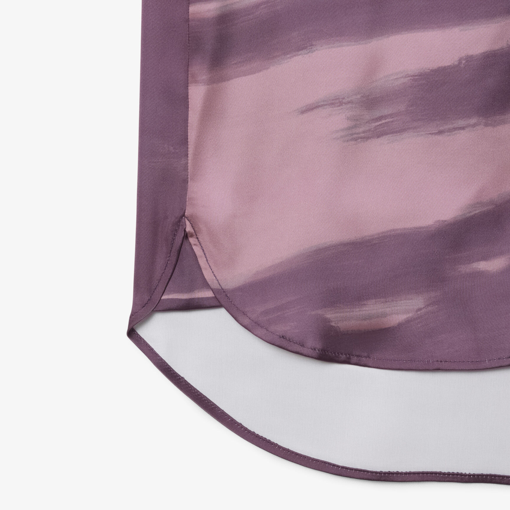 قميص ساتان بطبعة مناظر طبيعية كبيرة الحجم