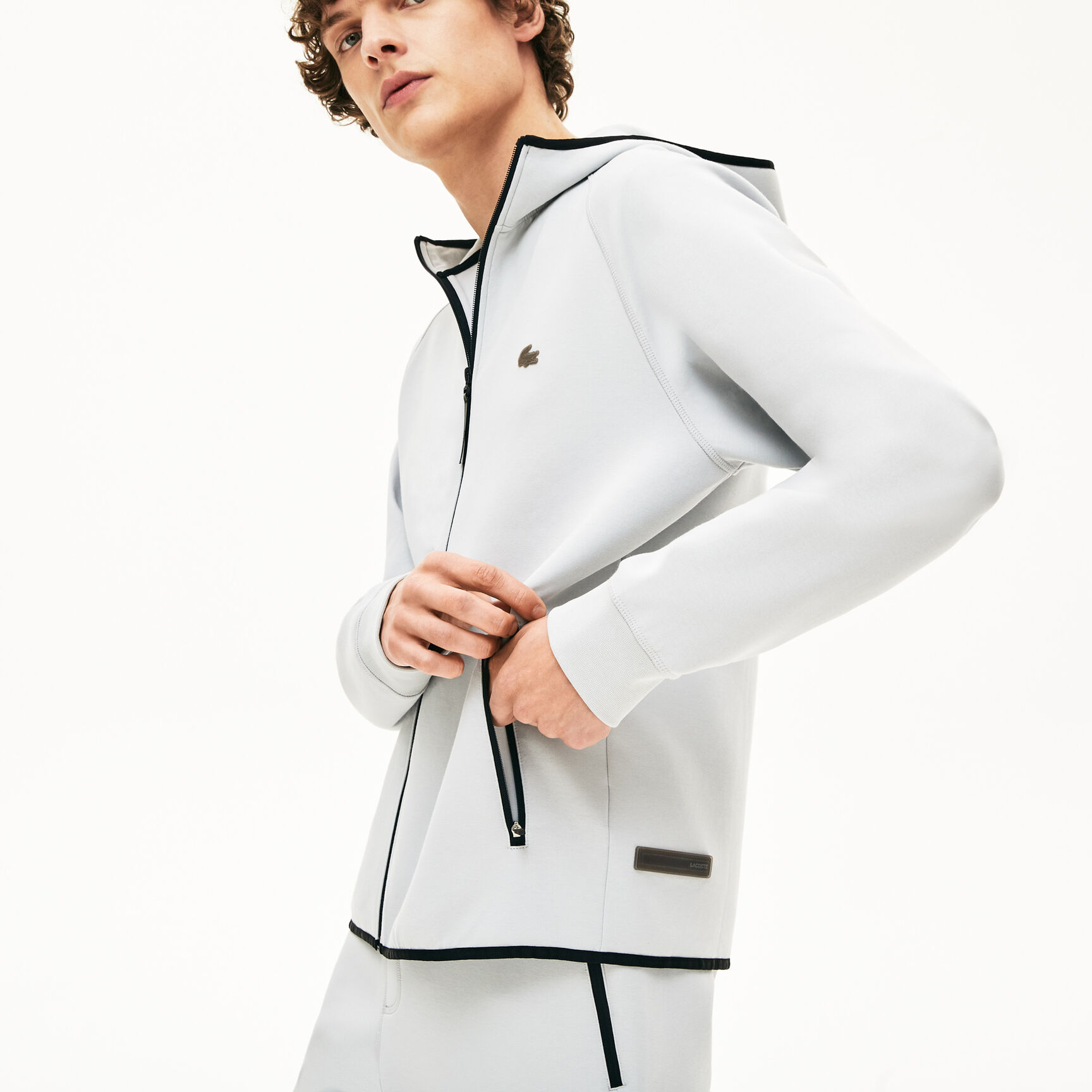 قميص ثقيل مزود بغطاء للرأس من مجموعة Lacoste Motion للرجال