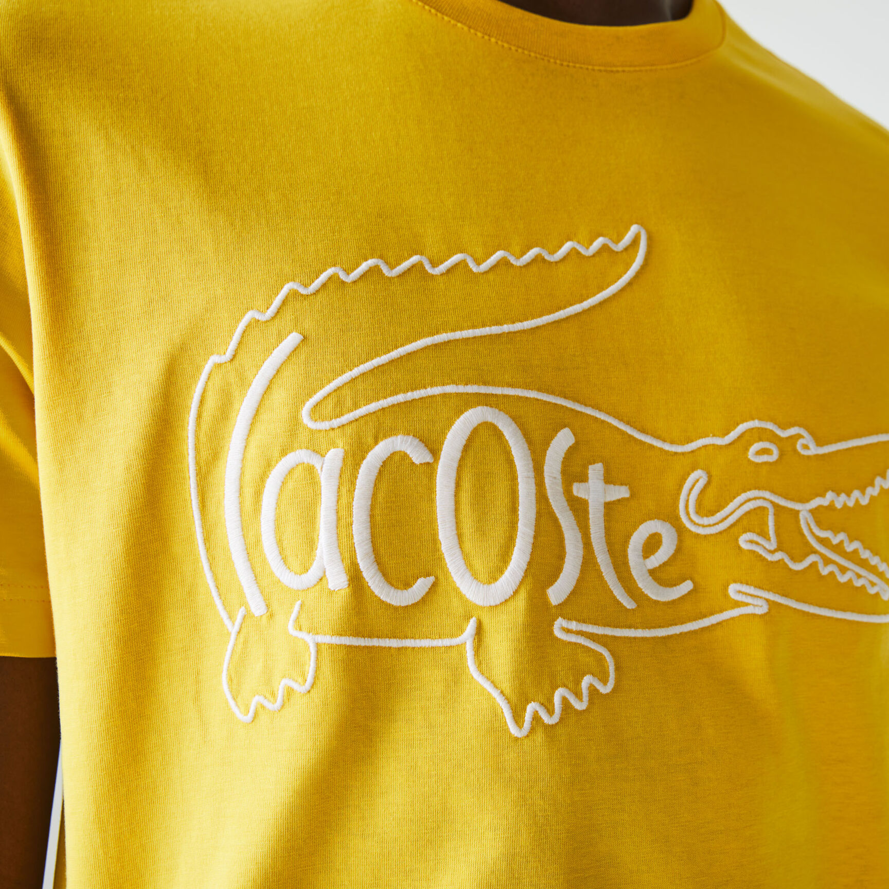 Men's Crew Neck Crocodile Embroidery Cotton T-shirt