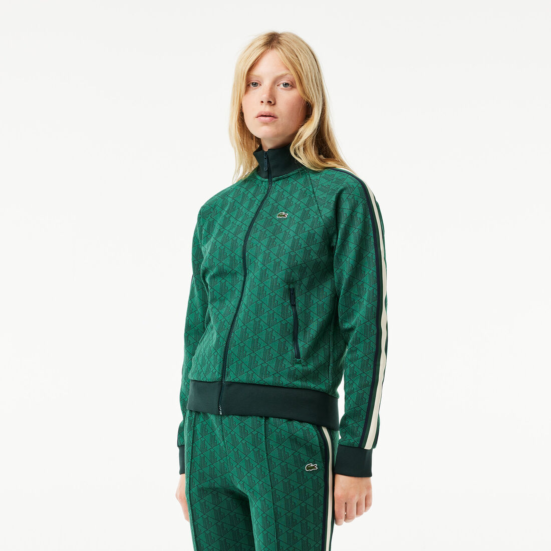 هودي رياضي بطبعة Lacoste