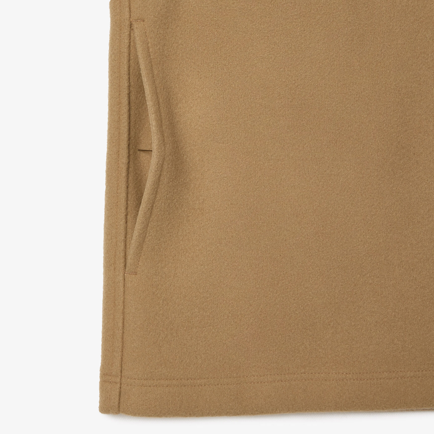 سترة الفانيلا ذات الحجم الكبير سترة الفانيلا ذات الحجم الكبير