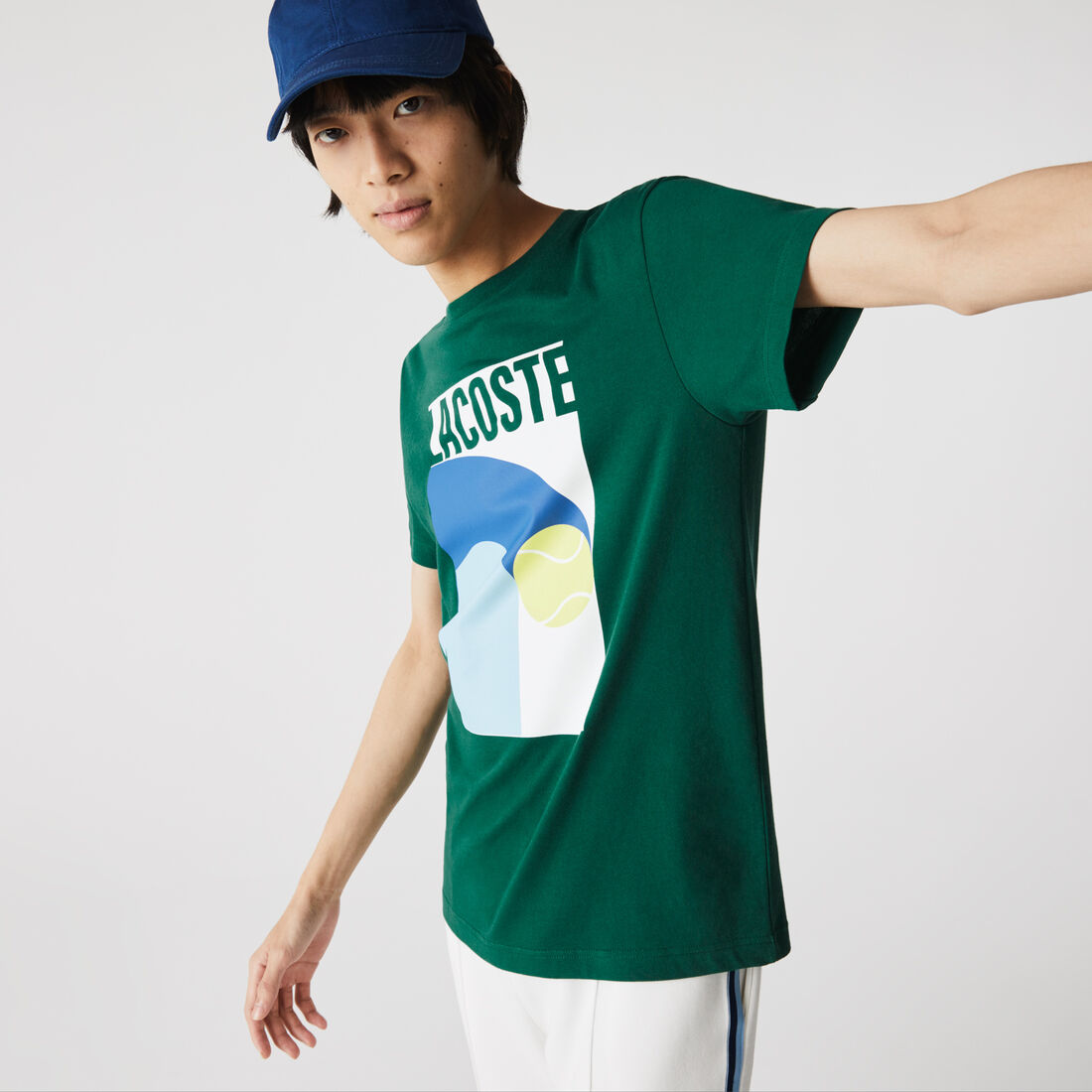 تي شيرت مسامي للرجال مع طباعة رسومية مجموعة Lacoste SPORT