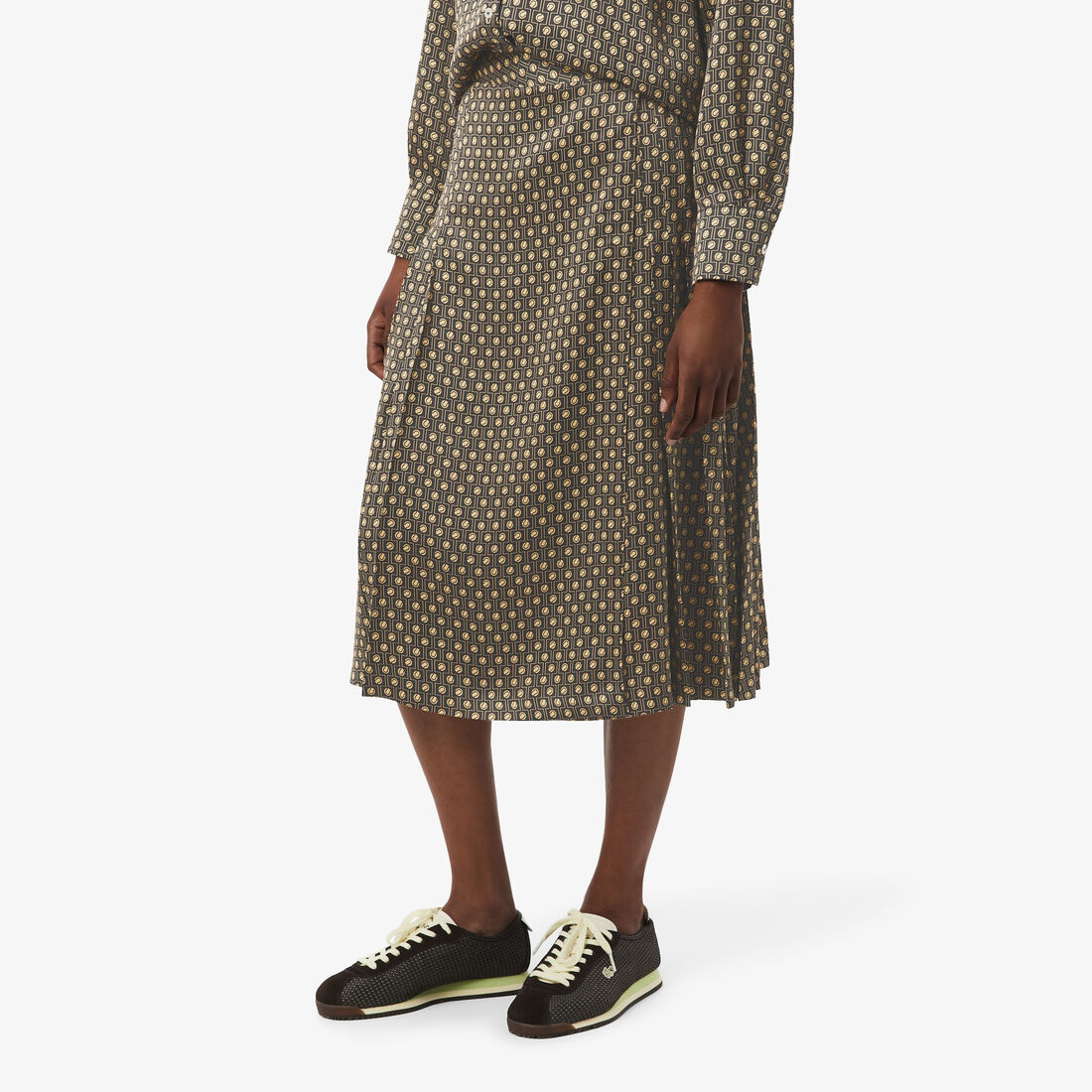 تنورة ميدي مطبوعة بكسرات تنورة ميدي مطبوعة بكسرات