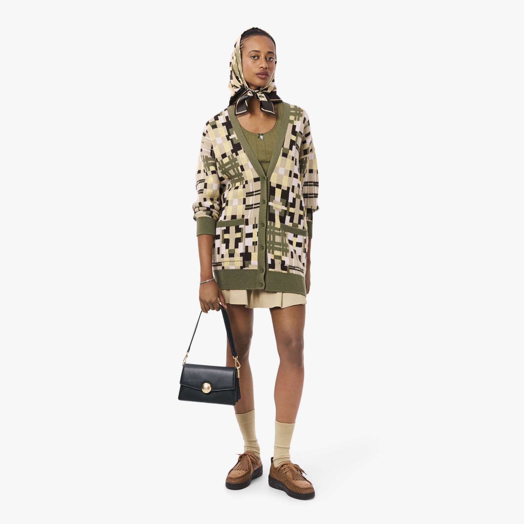 وشاح بنمط هندسي