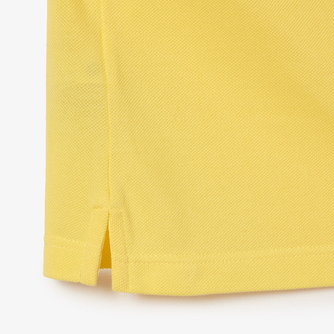 قميص بولو بيكيه بقصة ضيقة L.12.12 قميص بولو بيكيه بقصة ضيقة L.12.12