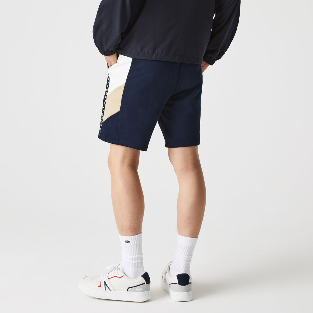 Men's Lacoste Lettered Bands Fleece Bermuda Shorts Men's Lacoste Lettered Bands Fleece Bermuda Shorts
