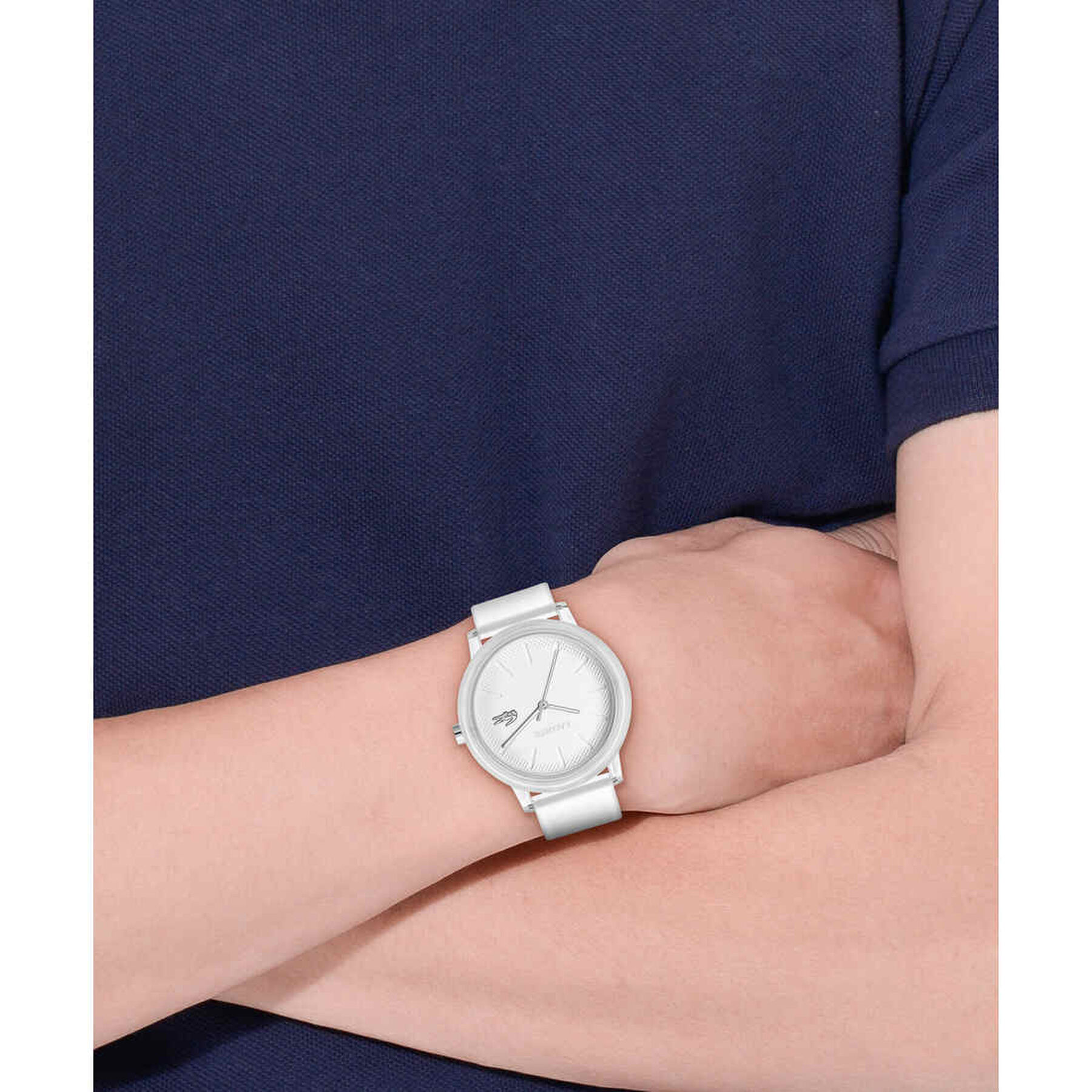 lacoste 12012 watch