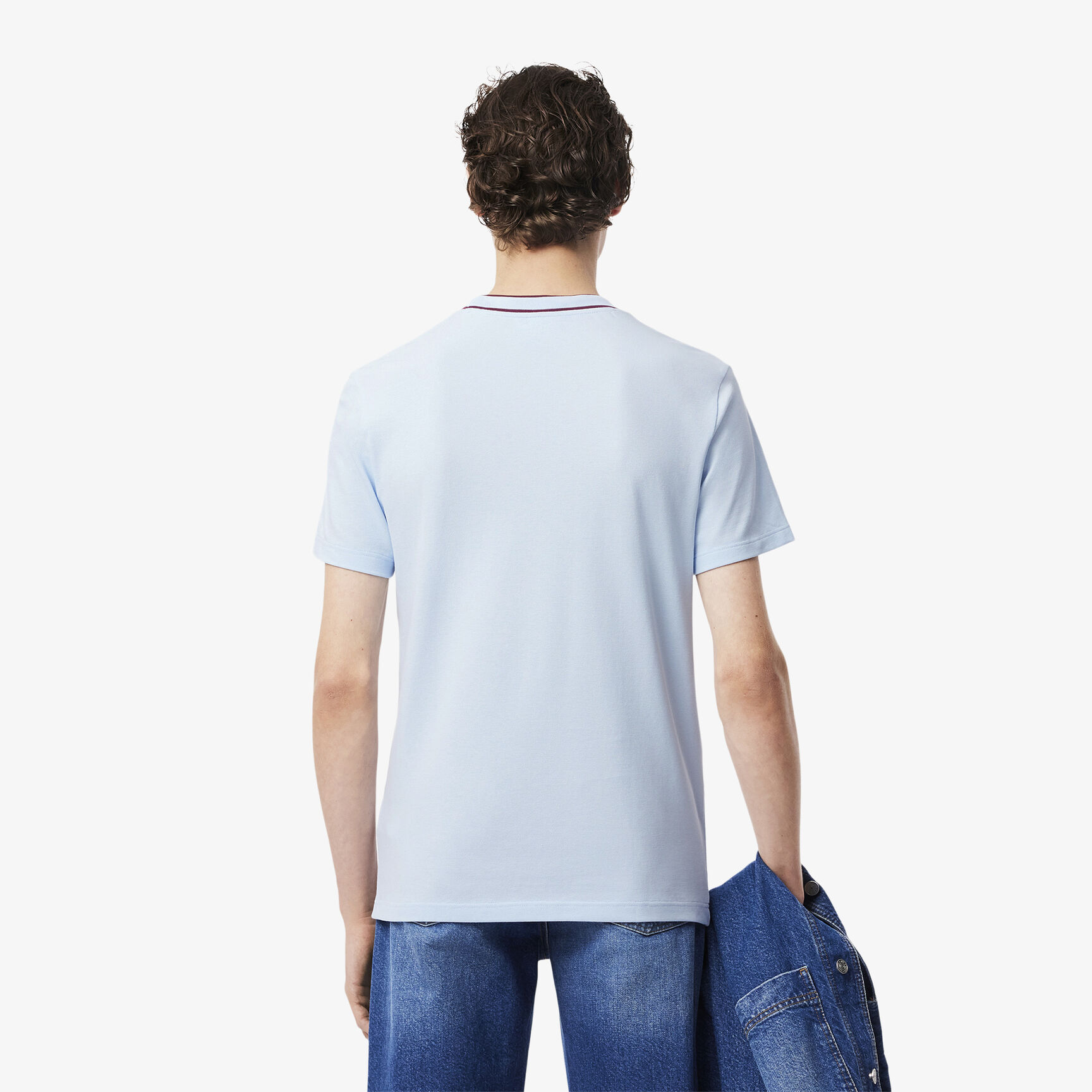 تي شيرت بياقة مخططة من بيكيه