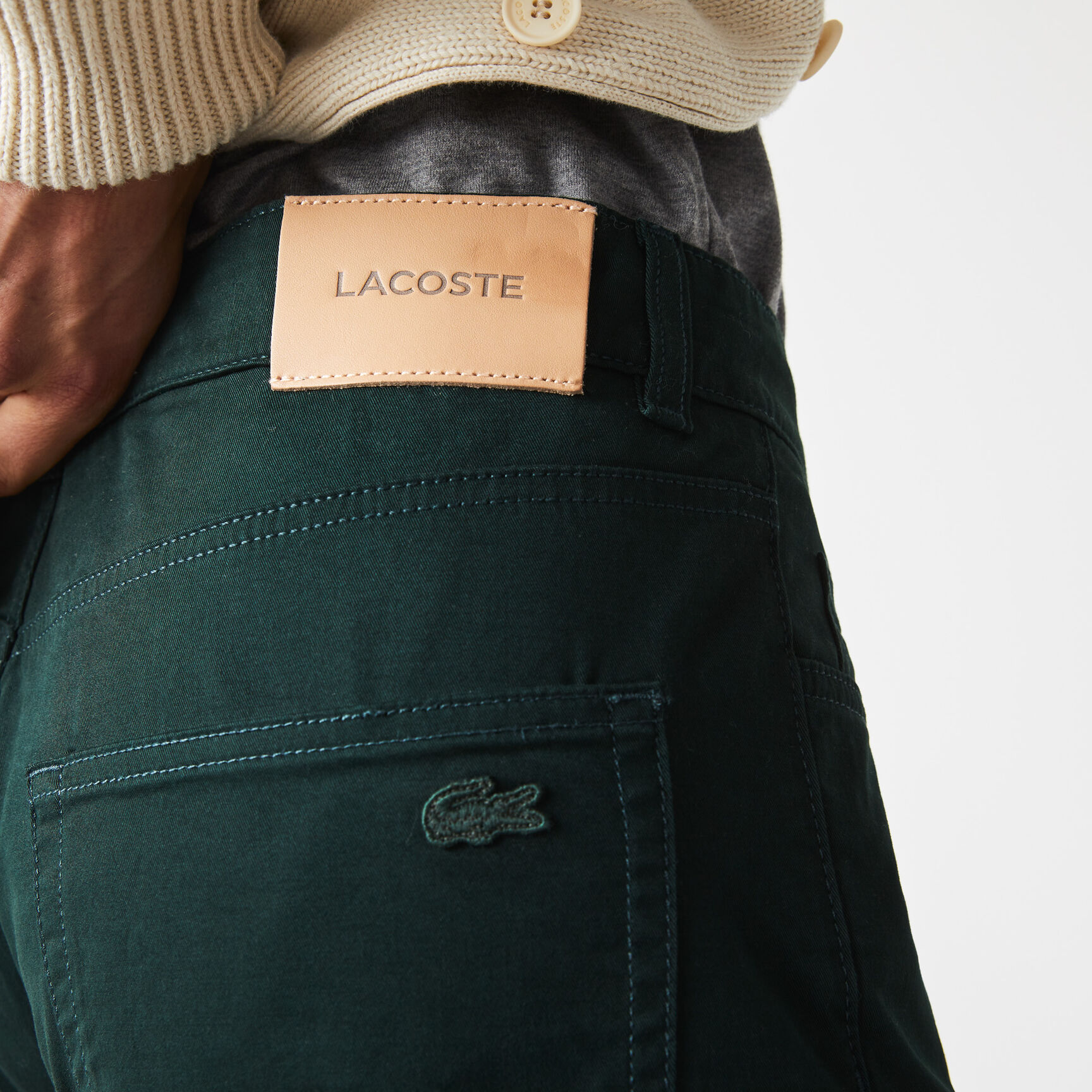 بنطال من القطن المرن بقصة ضيقة 5 جيوب للرجال بنطال من القطن المرن بقصة ضيقة 5 جيوب للرجال