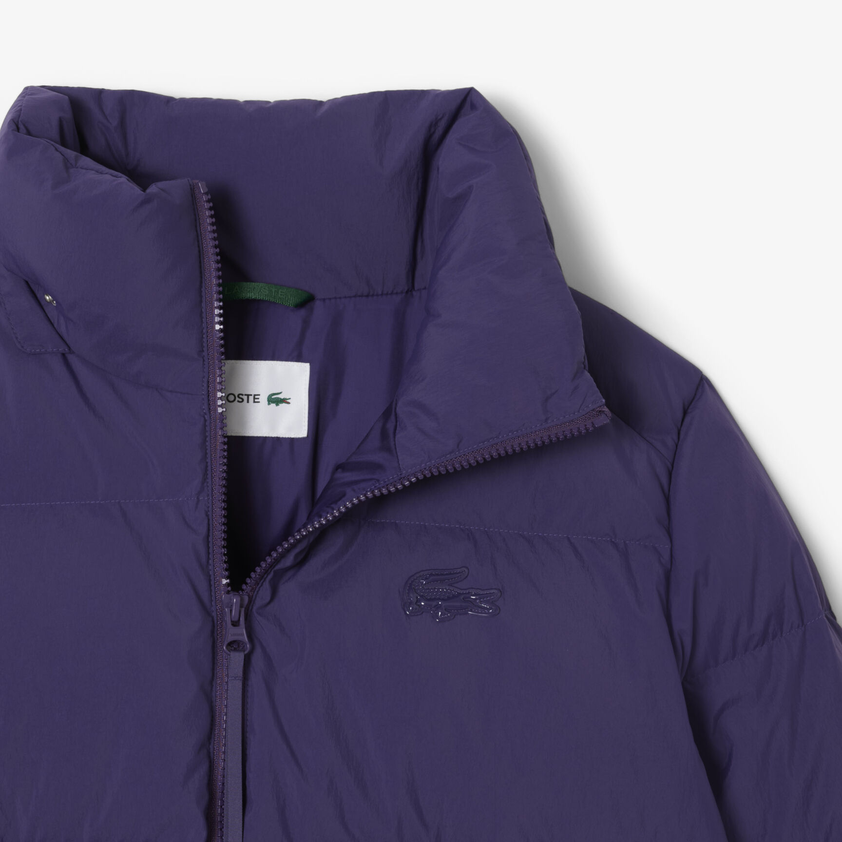 سترة مبطنة بغطاء للرأس بتصميم مريح سترة مبطنة بغطاء للرأس بتصميم مريح