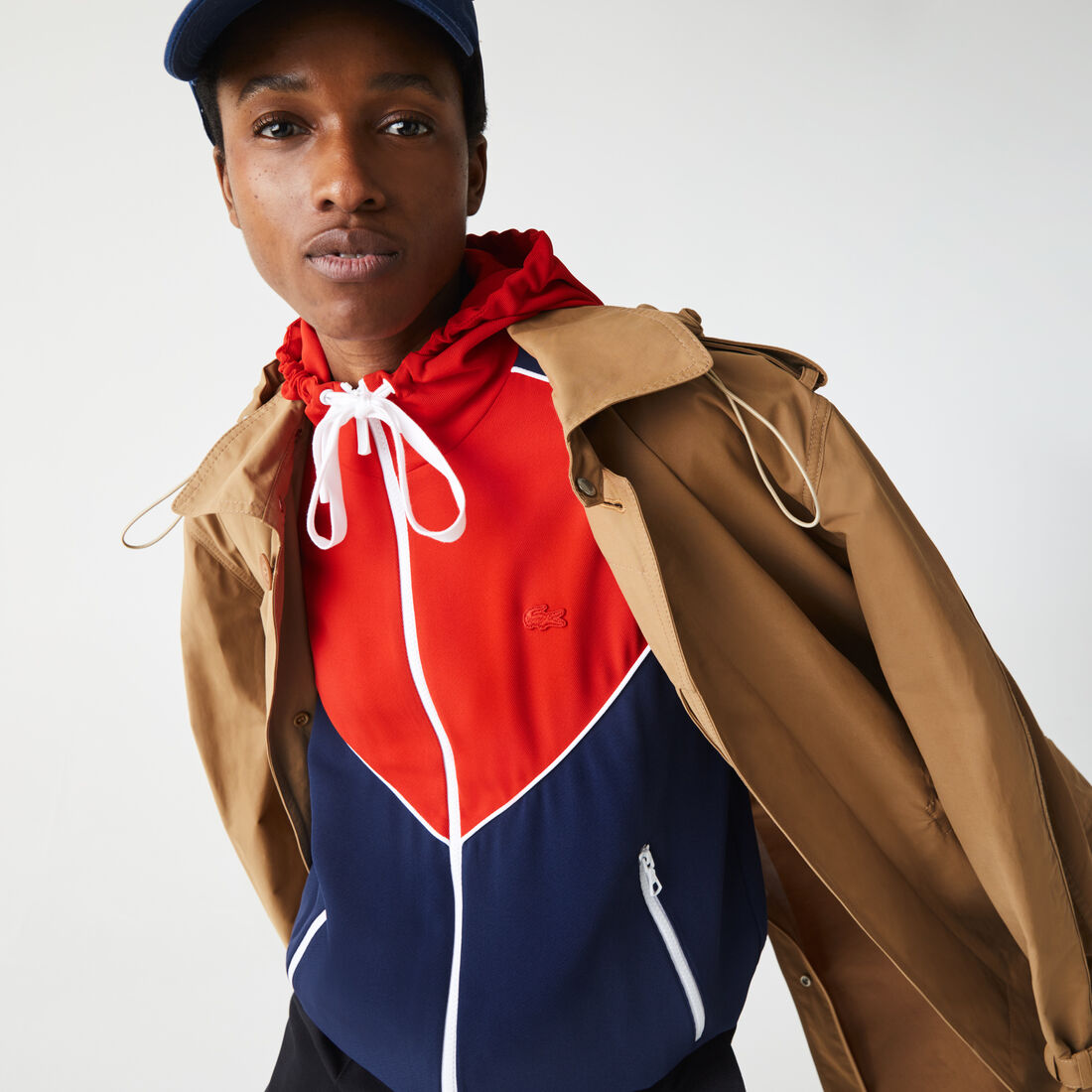 سويت شيرت بسحاب وغطاء رأس وكتل لونية للنساء سويت شيرت بسحاب وغطاء رأس وكتل لونية للنساء