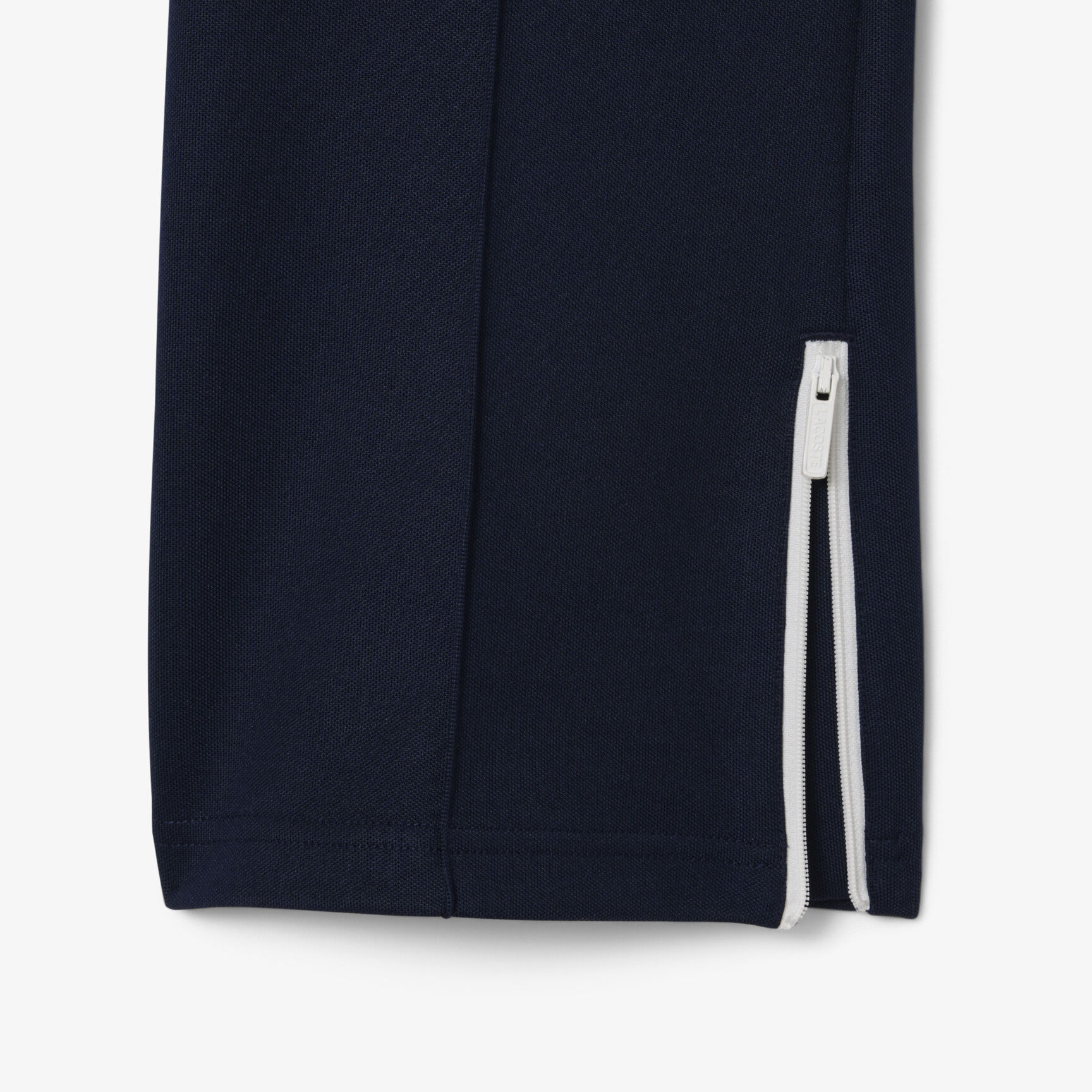 بنطال رياضي واسع مطوي