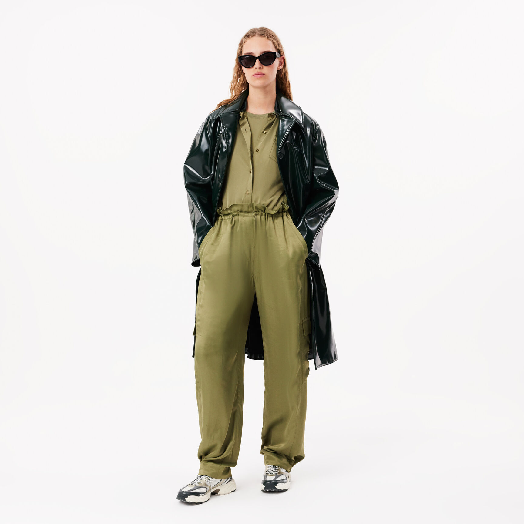 قميص بياقة مضلعة